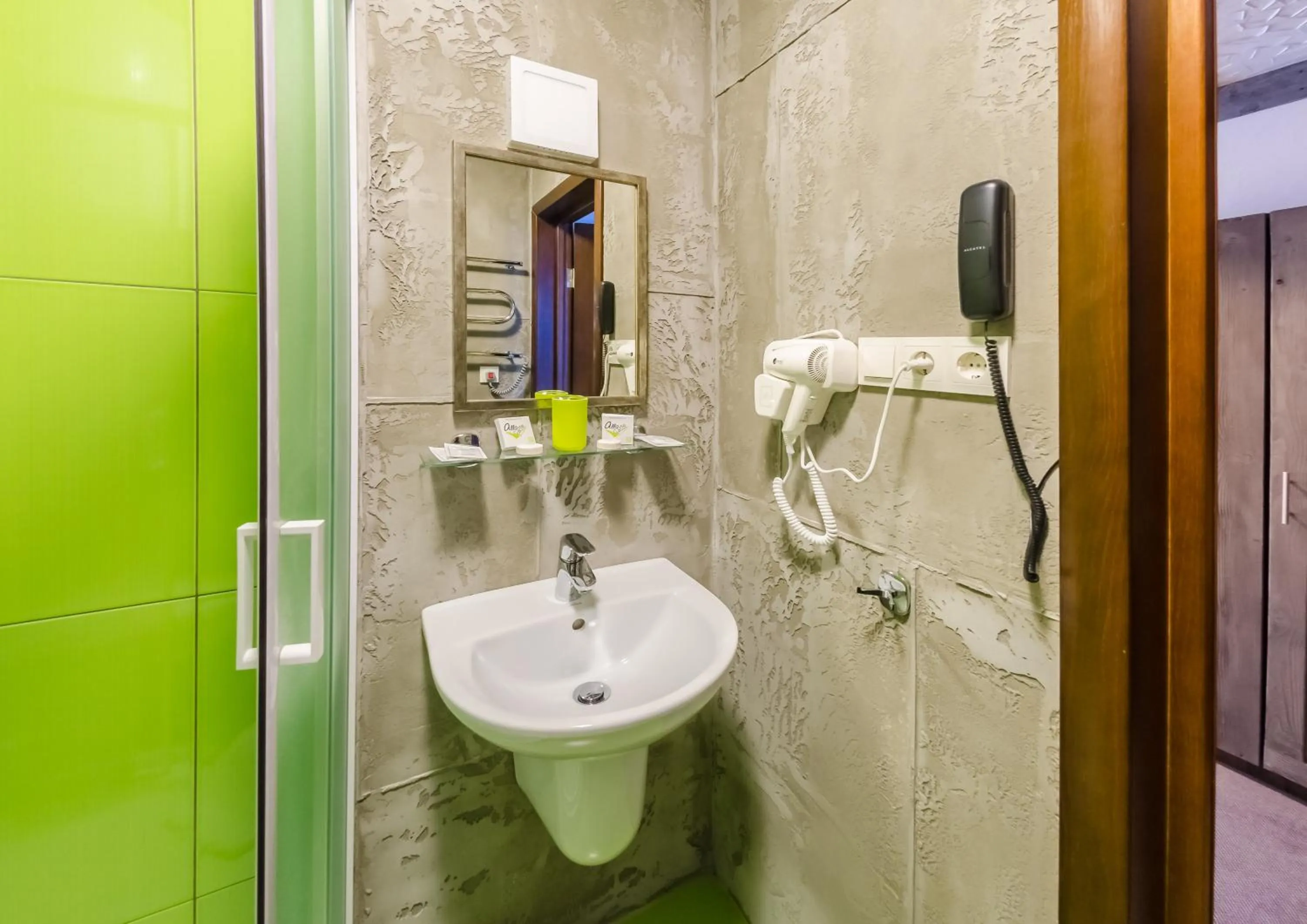 Bathroom in Chalet CrepDeChine Hotel