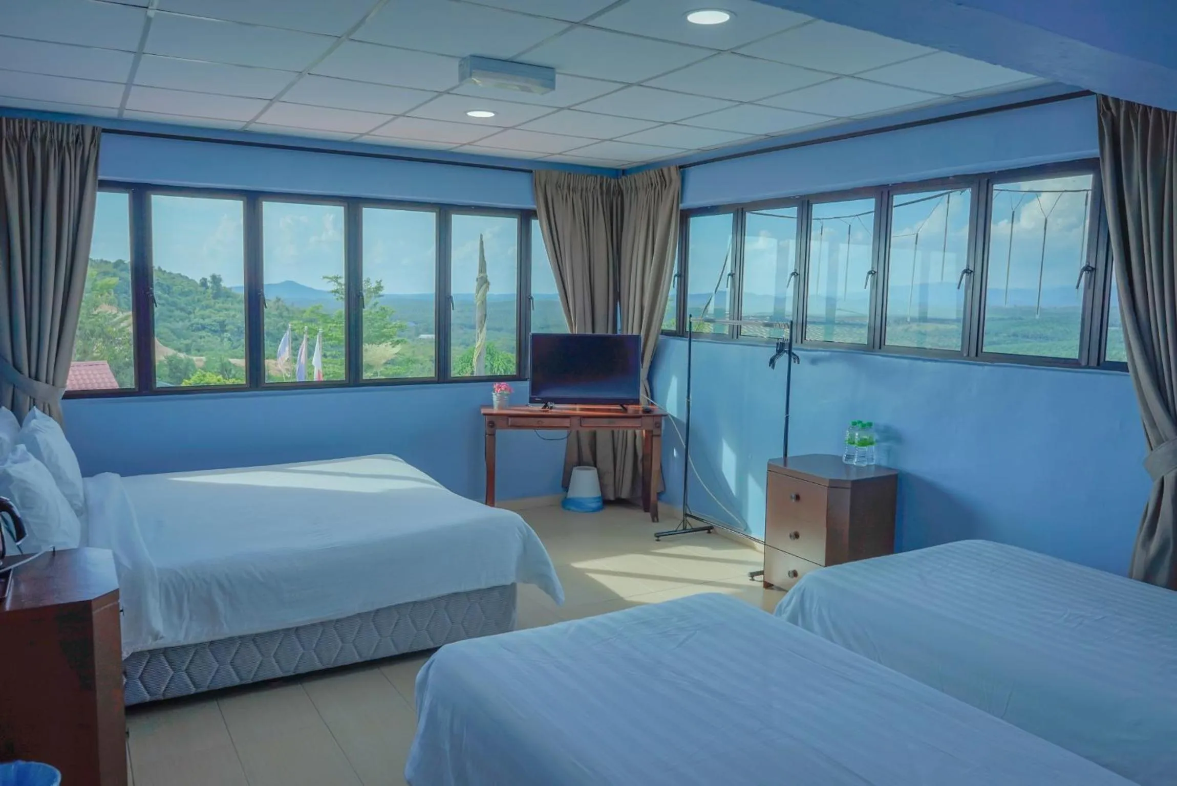 Bed in LABIS SUNRISE FARM STAY