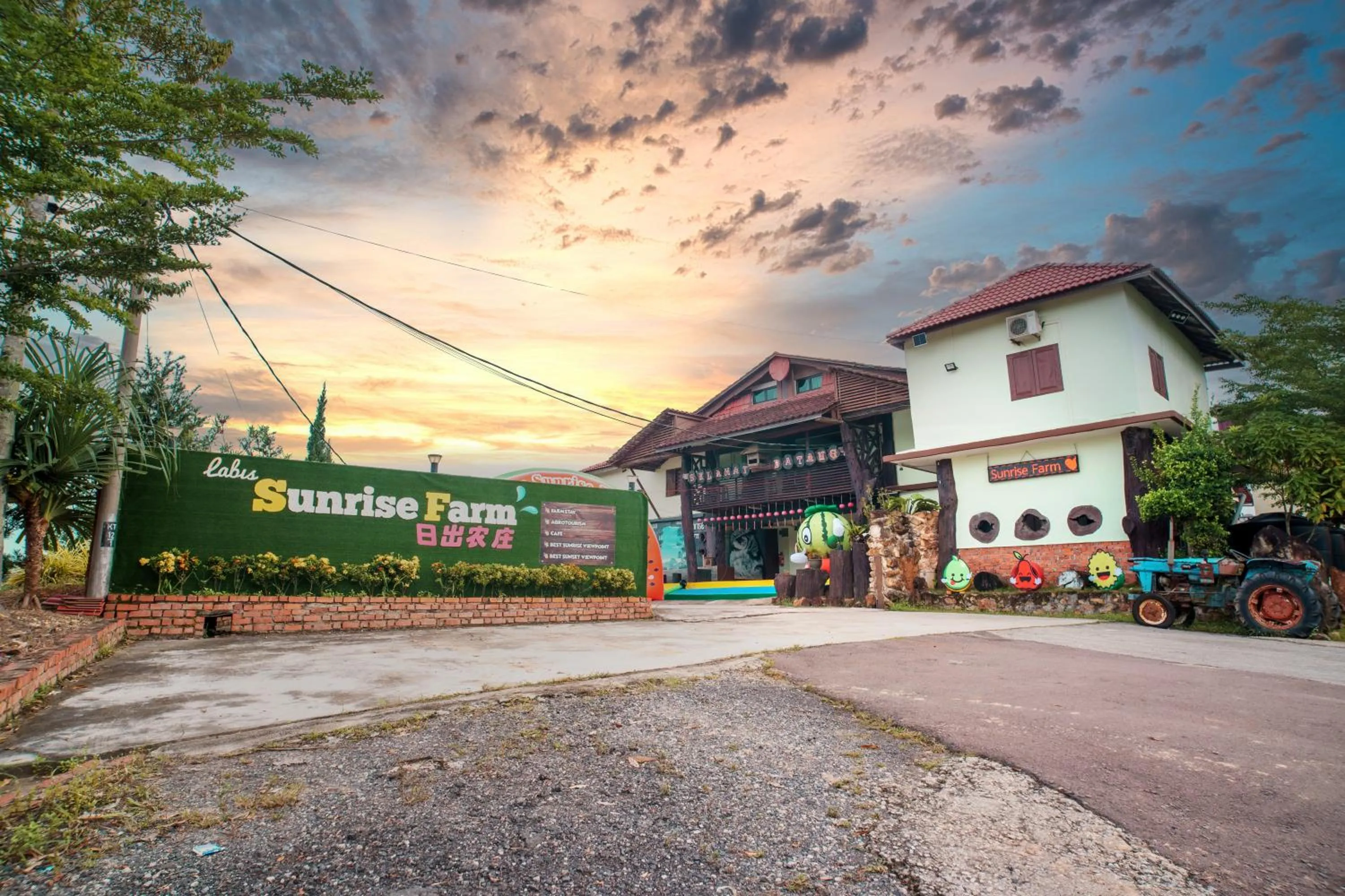 LABIS SUNRISE FARM STAY