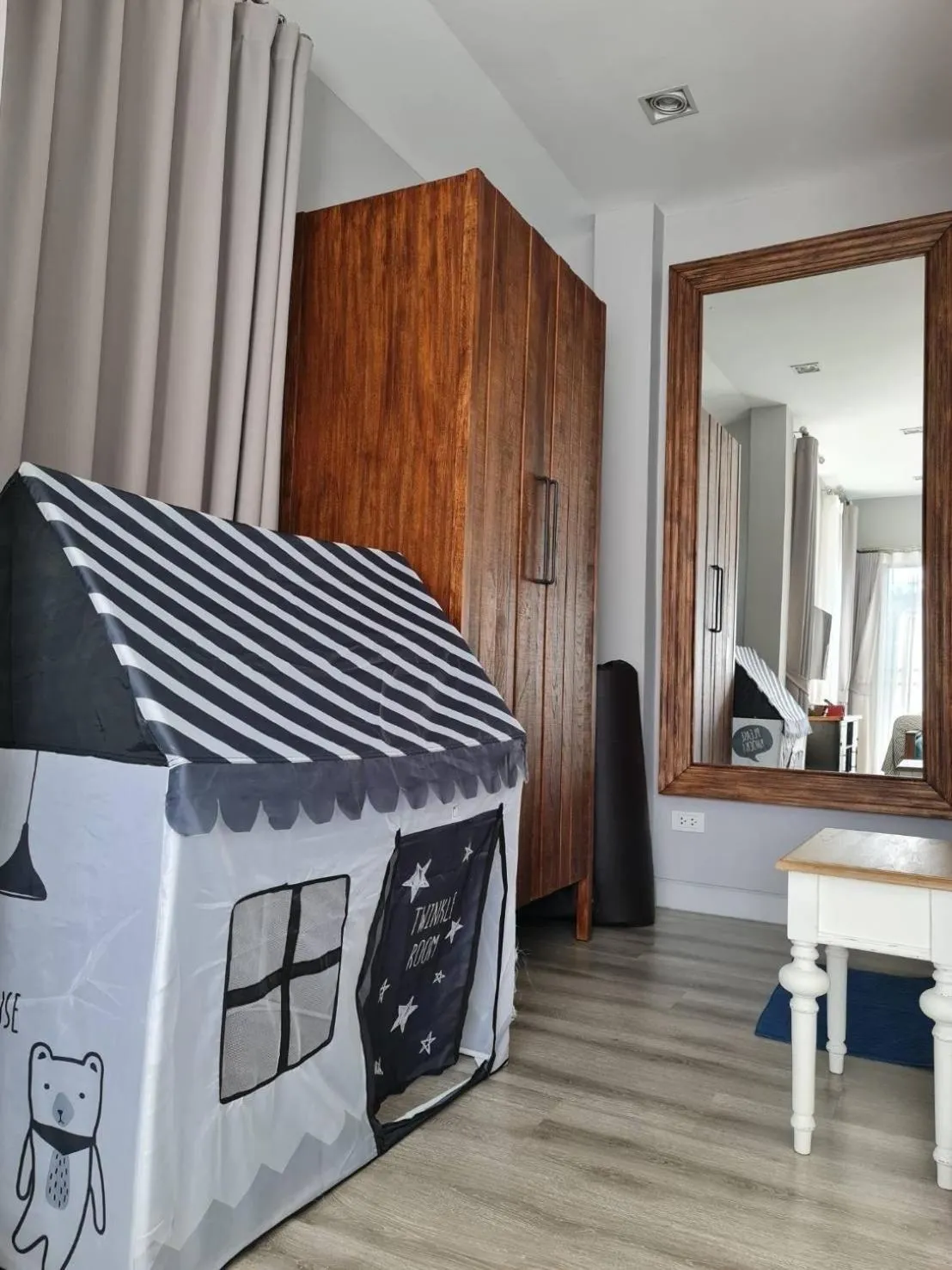 hair dresser in Castello Di Mare