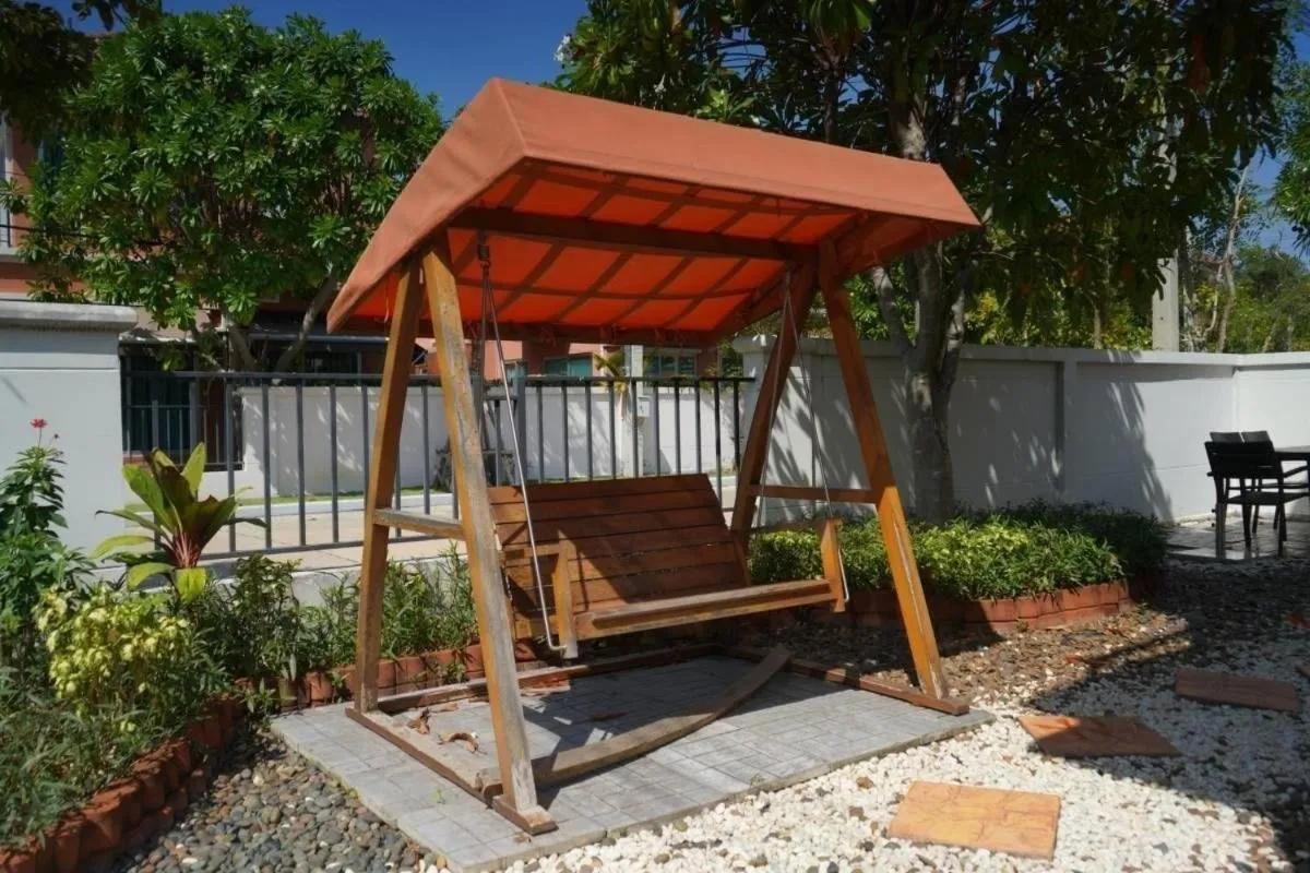 Garden in Castello Di Mare