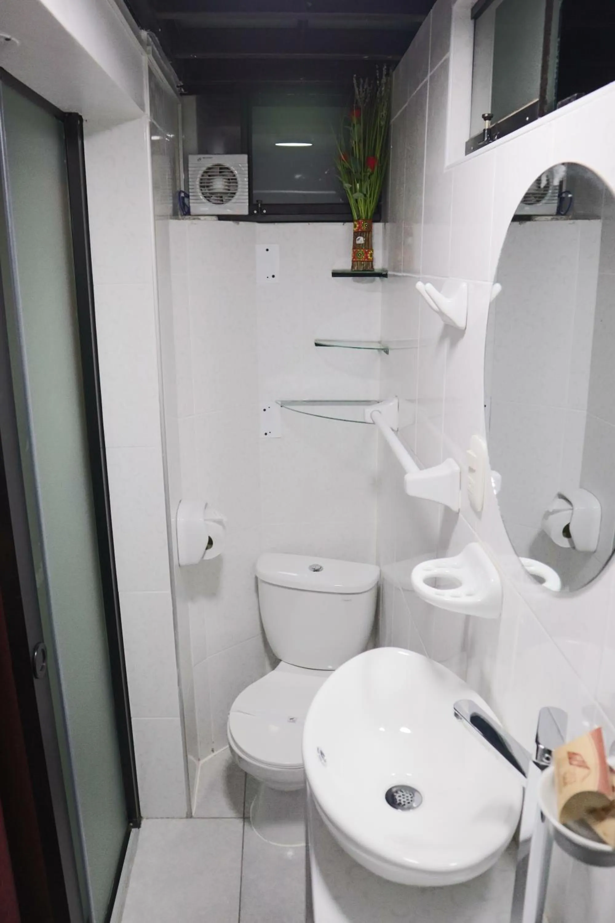 Bathroom in Cusco Bed and Breakfast