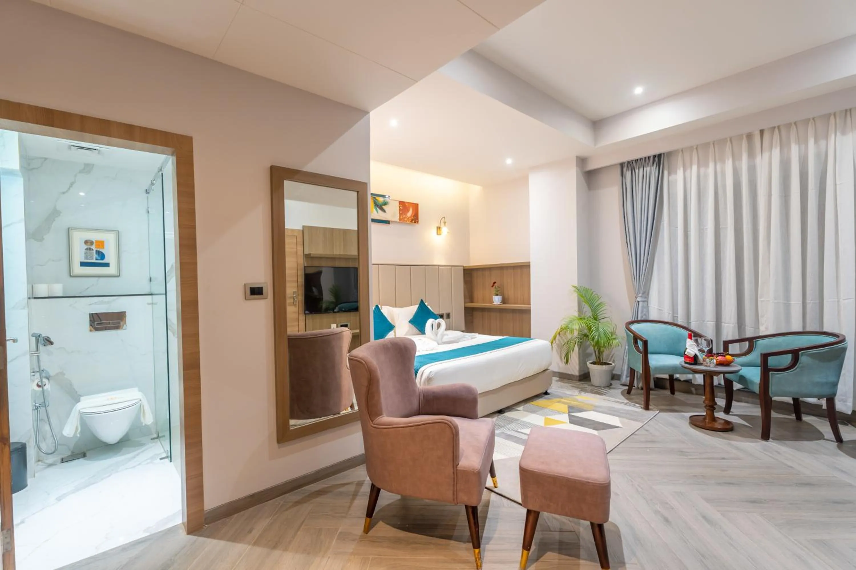 View (from property/room), Bed in De Crown Inn