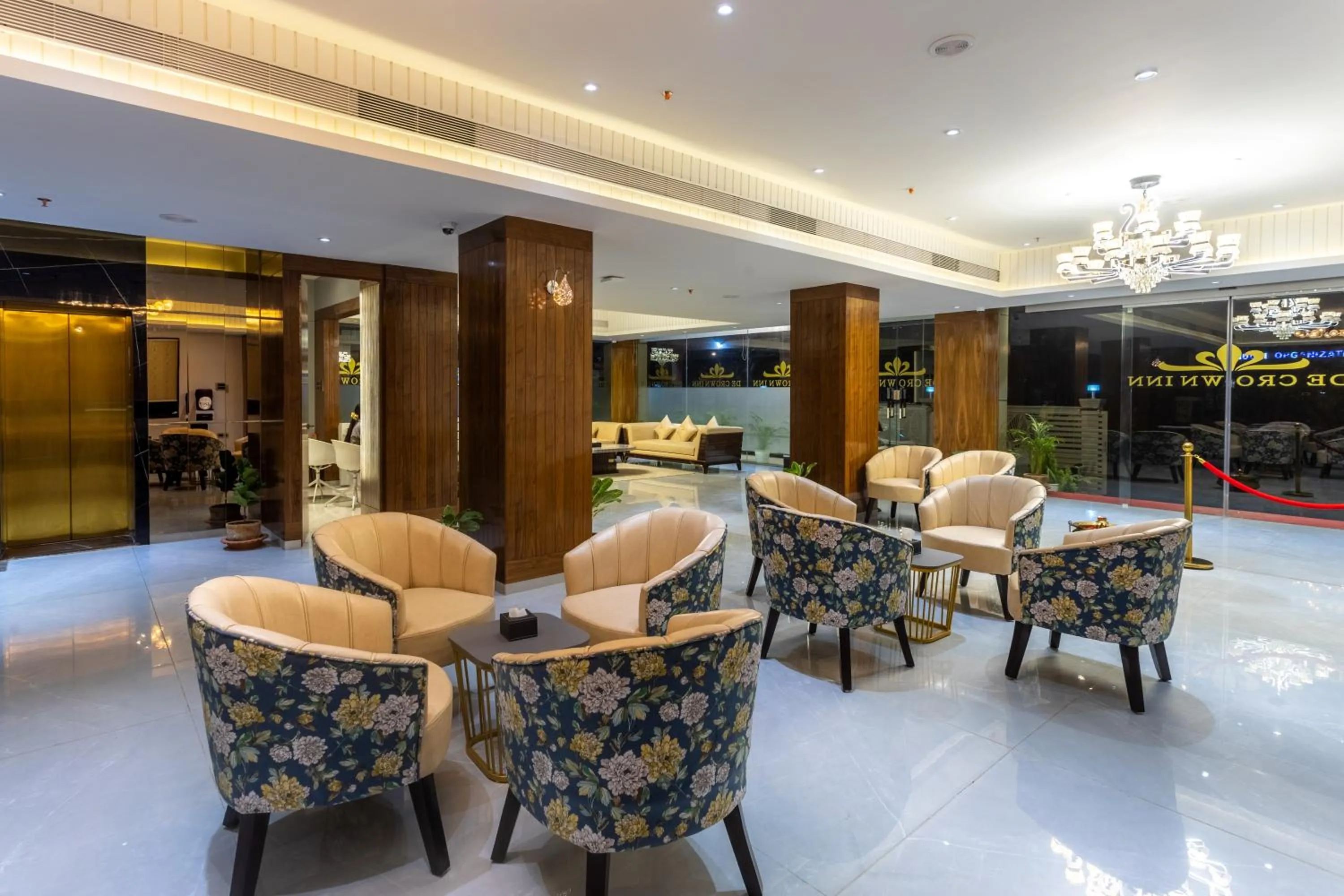 Seating area in De Crown Inn