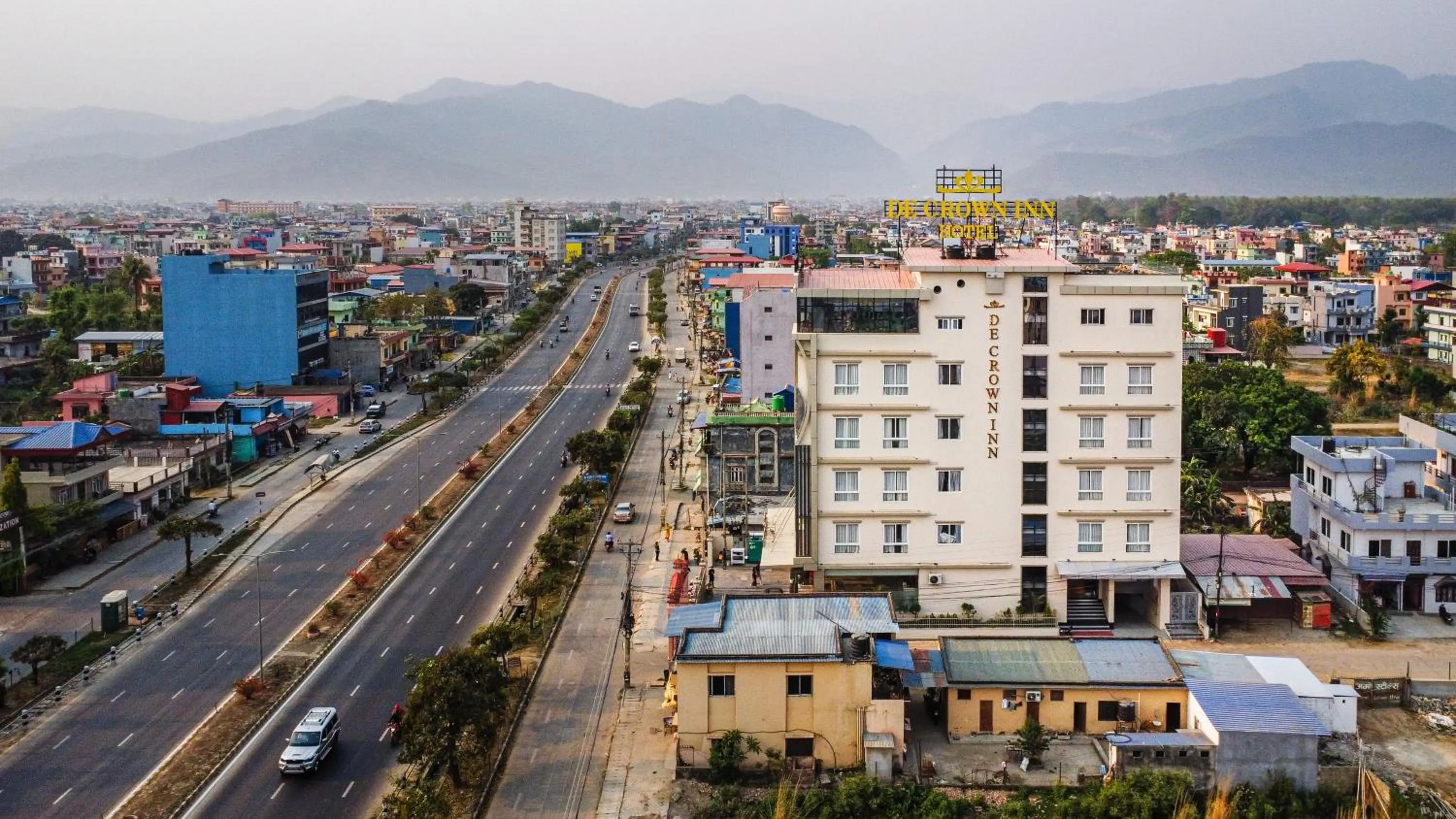 Property building in De Crown Inn