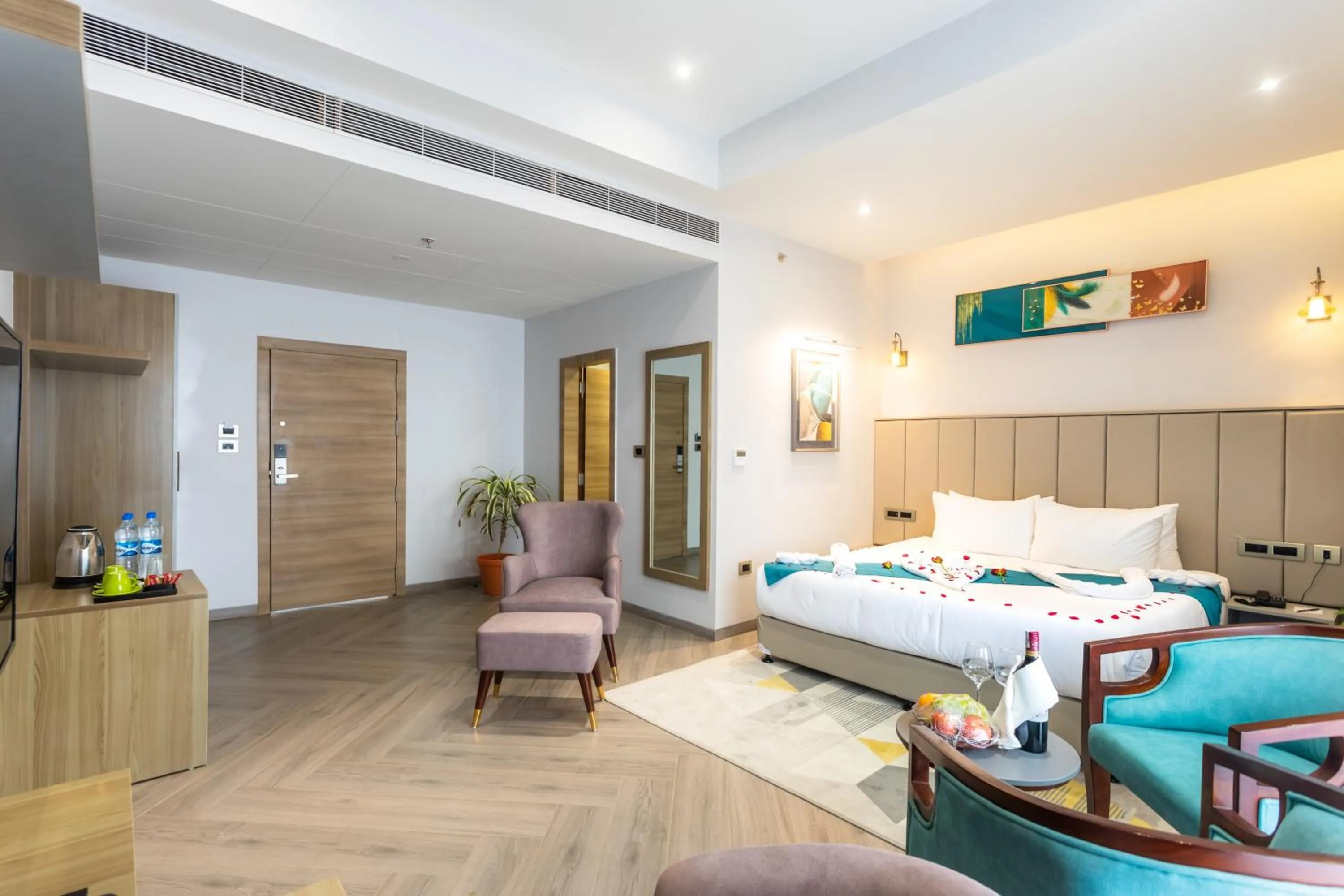 Bedroom, Bed in De Crown Inn