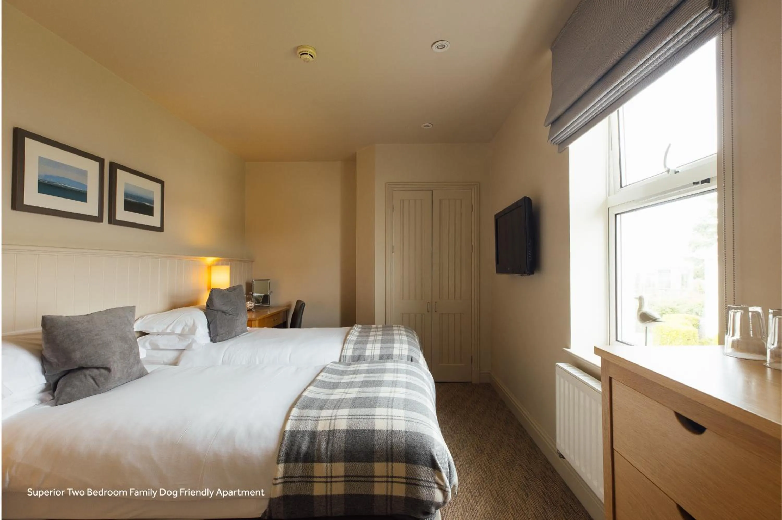 Bedroom, Bed in St Brides Spa Hotel & Village Apartments