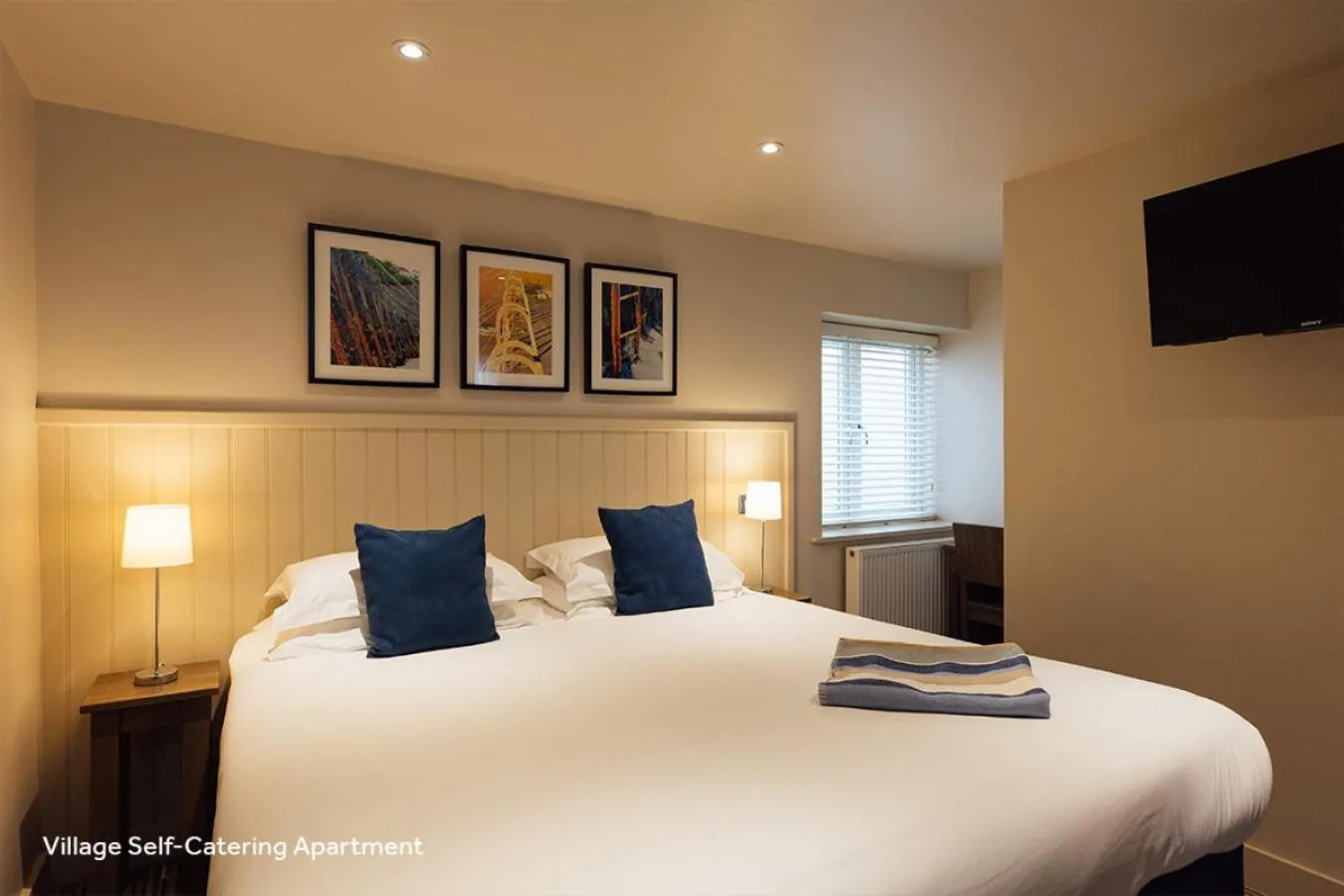 Bedroom, Bed in St Brides Spa Hotel & Village Apartments