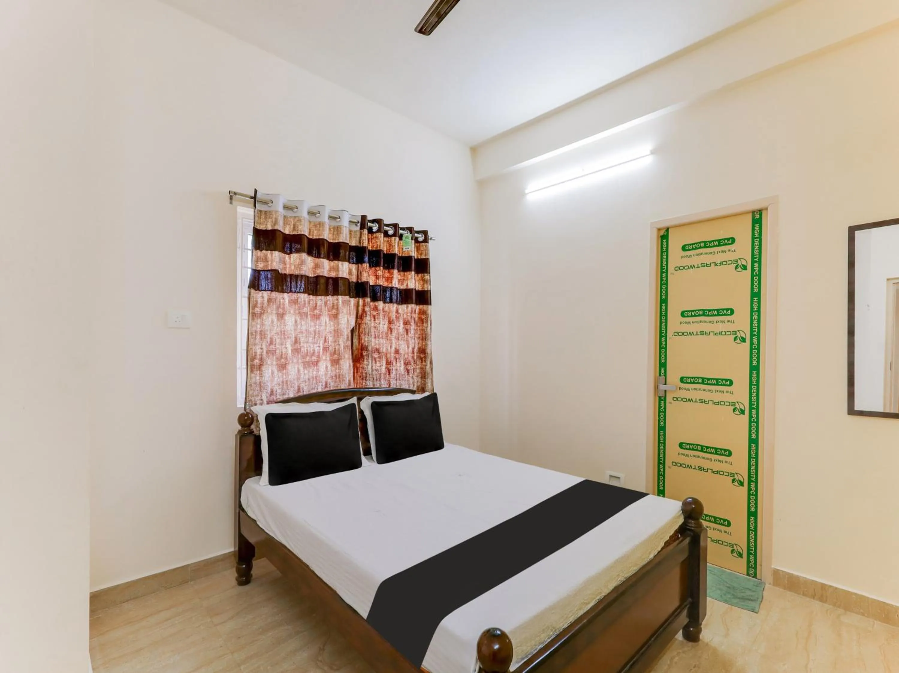 Bedroom, Bed in Hotel O by OYO RESIDENCY GRAND