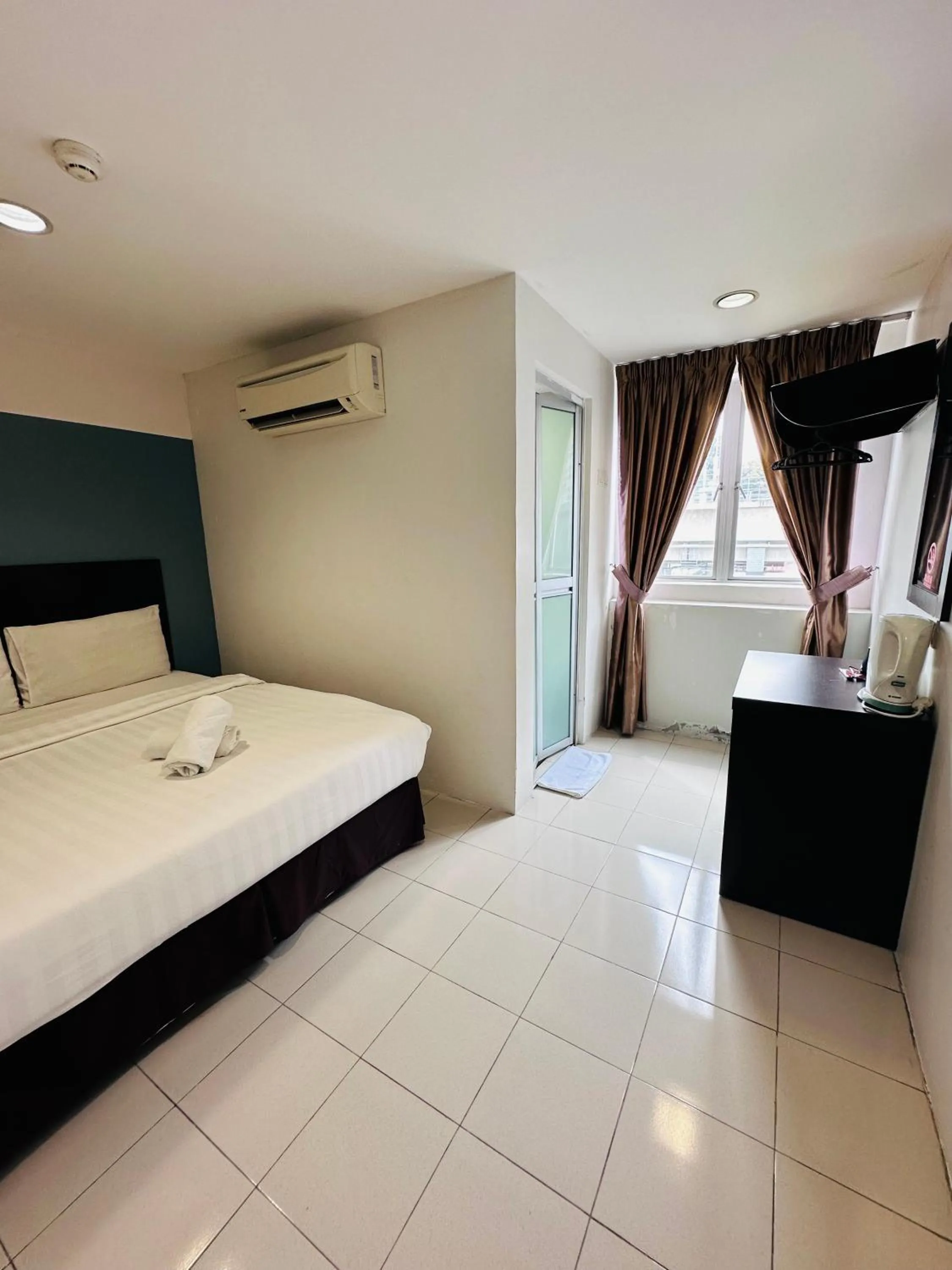 Bed in Your Hotel Klang
