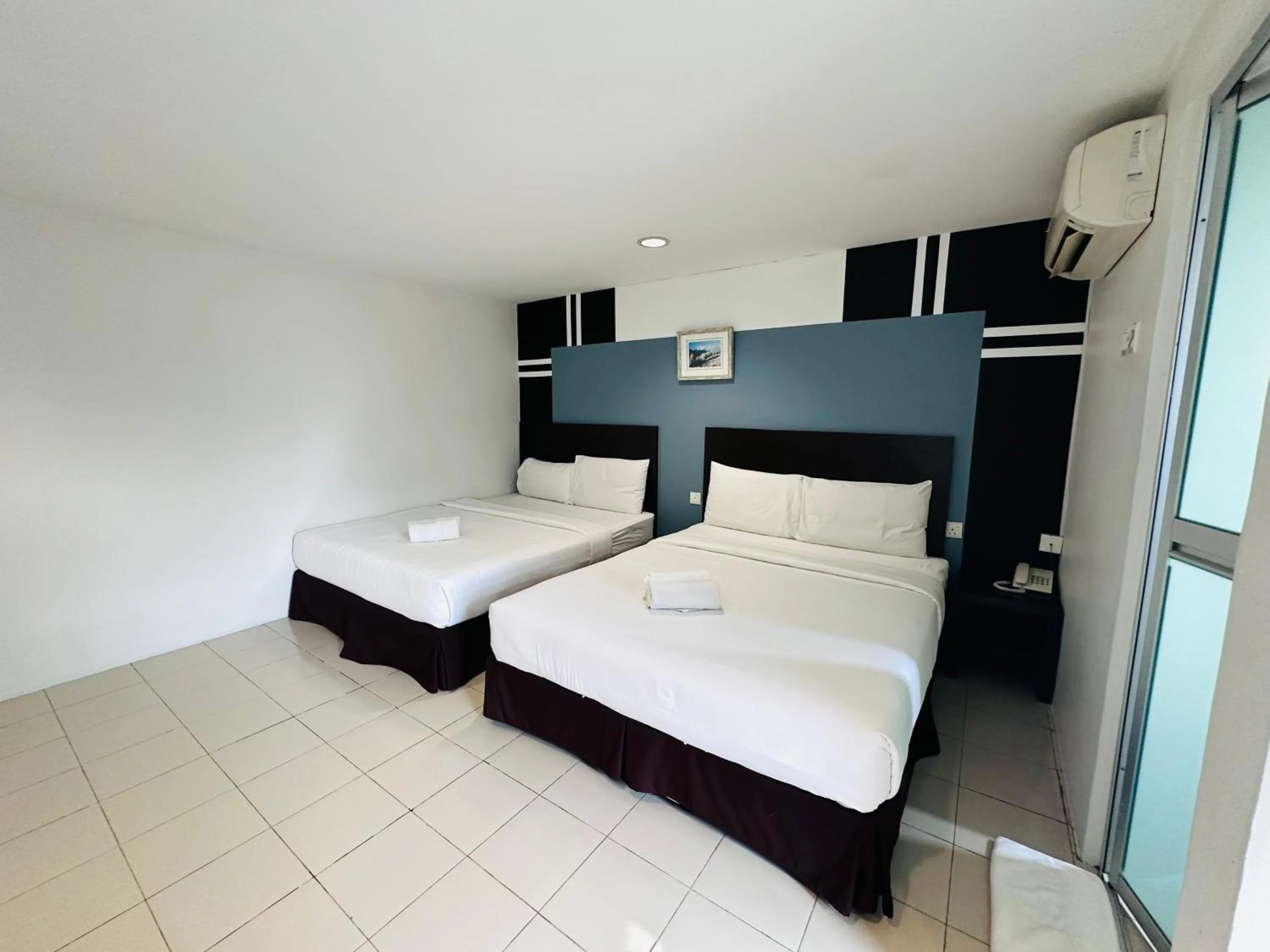 Bed in Your Hotel Klang