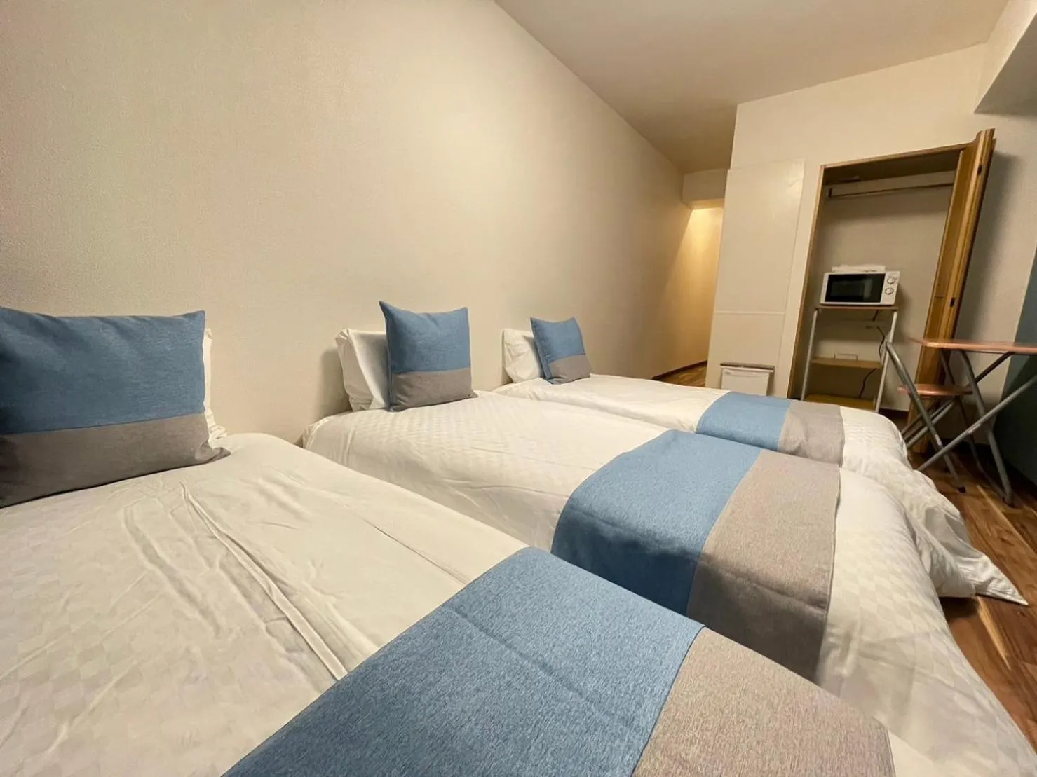 Bed in Sakura Sands Hotel Shinsaibashi