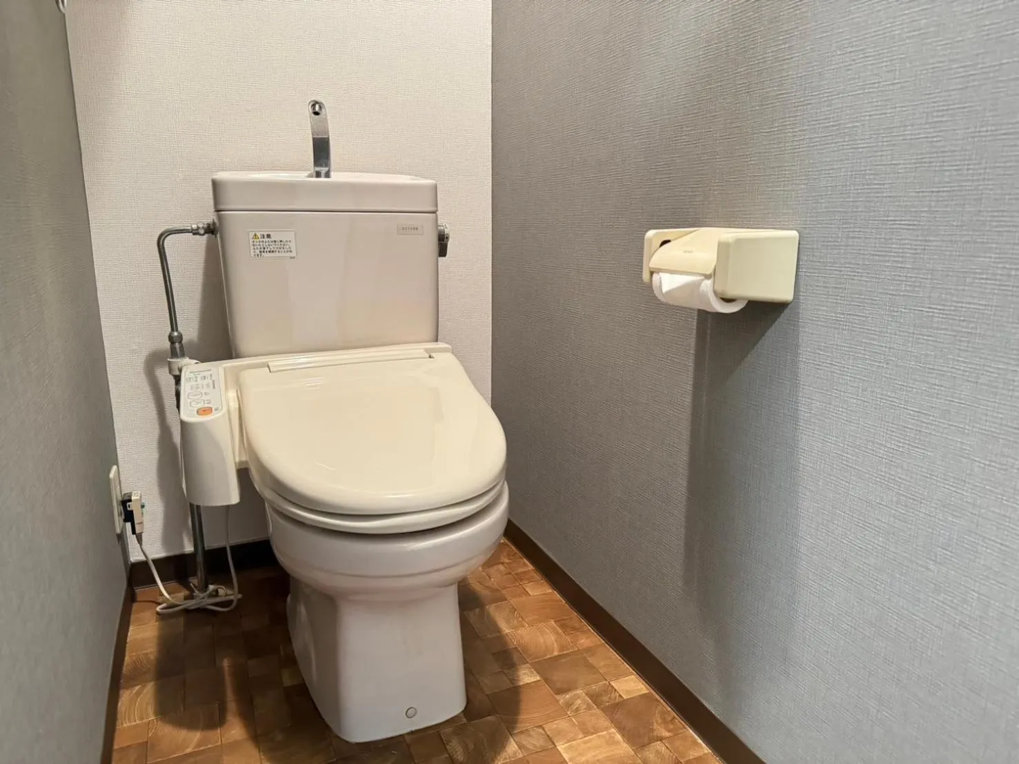 Toilet in Sakura Sands Hotel Shinsaibashi