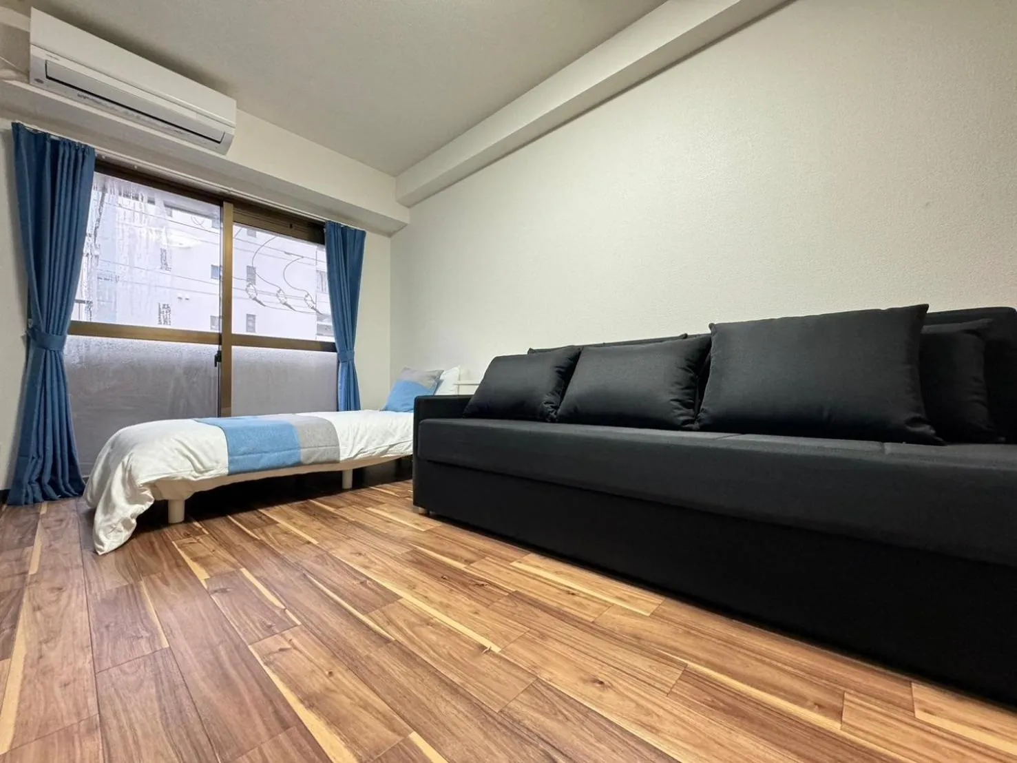 Bed in Sakura Sands Hotel Shinsaibashi