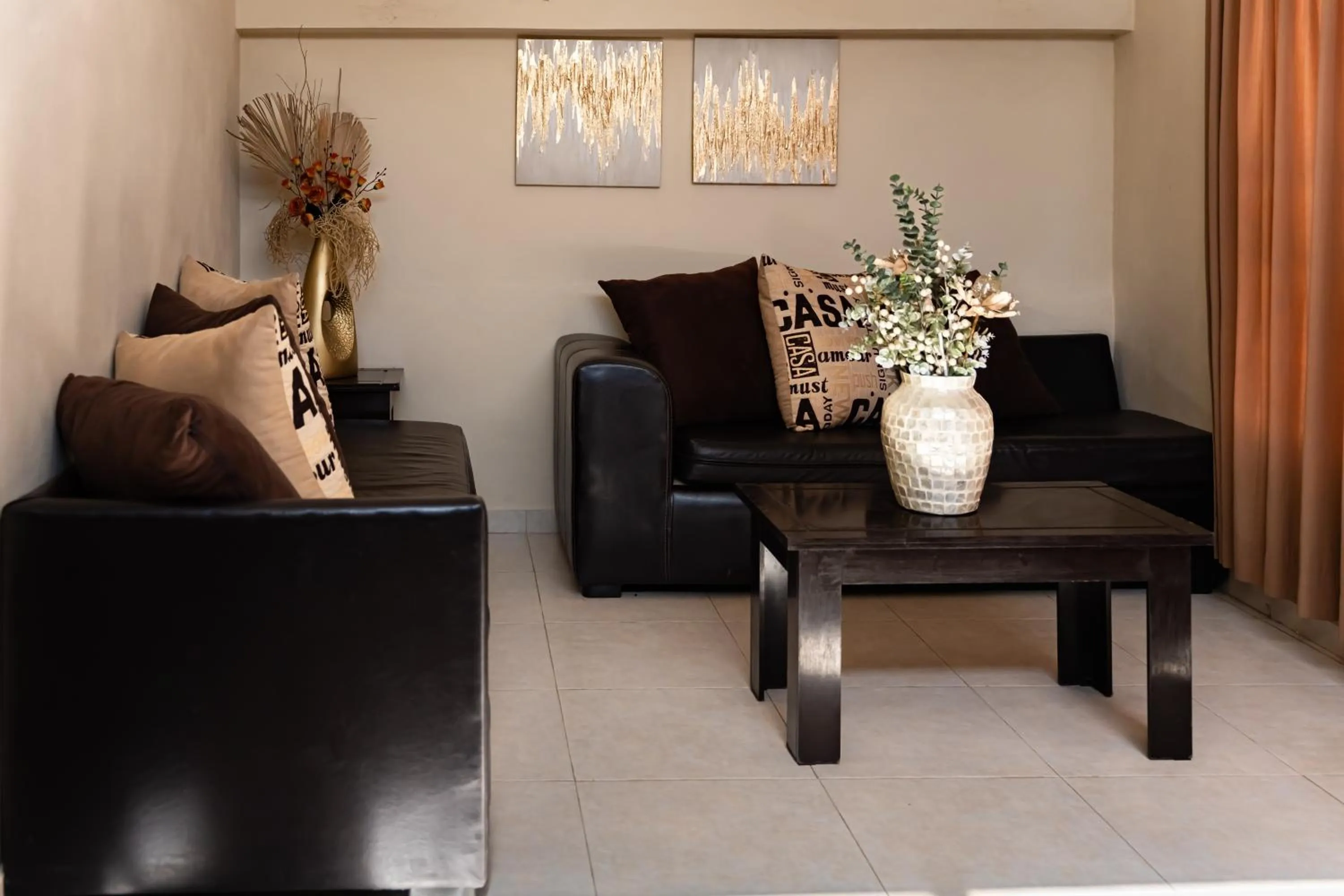 Living room in Hotel & Suites Domani