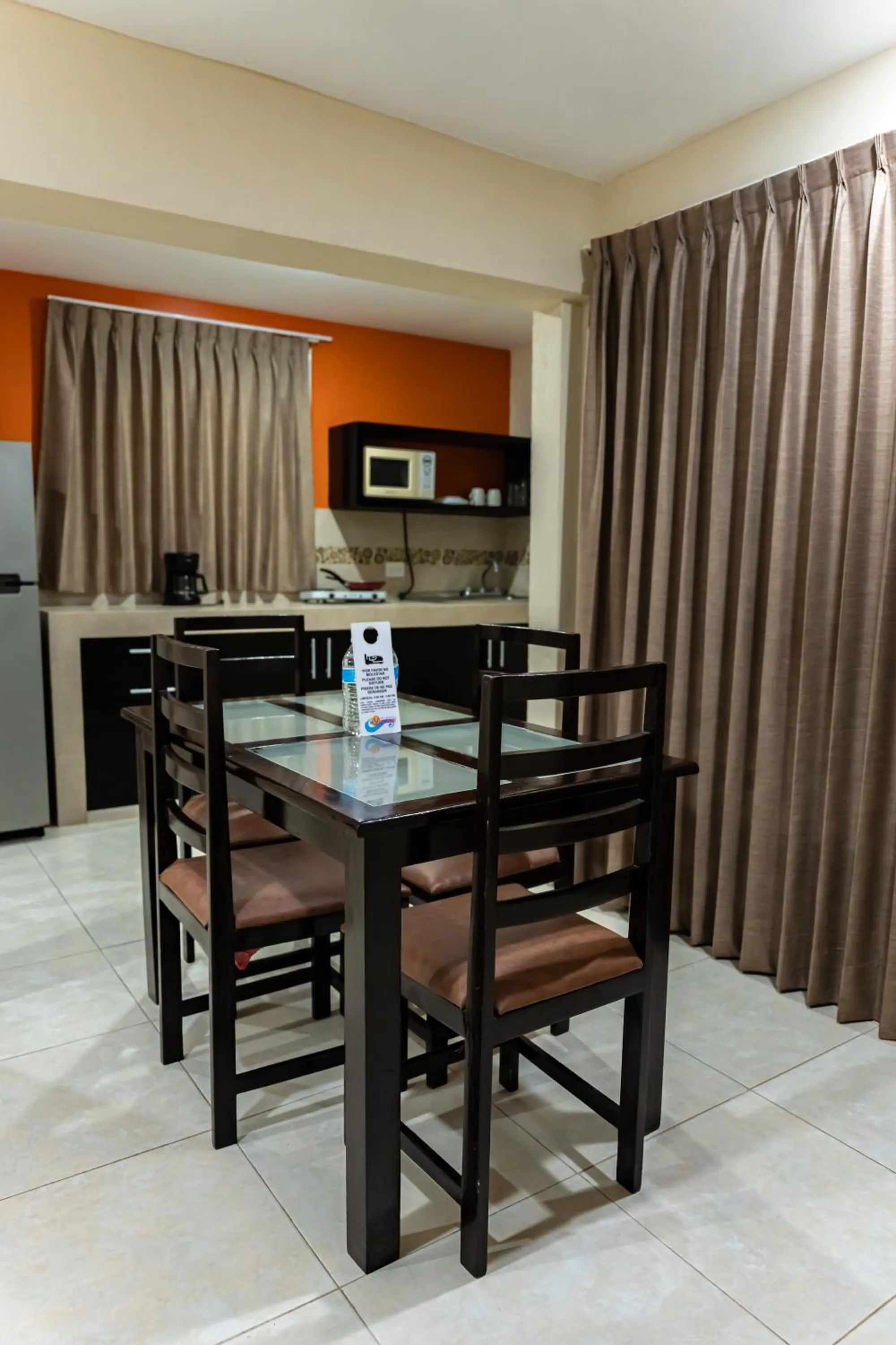 Dining area in Hotel & Suites Domani