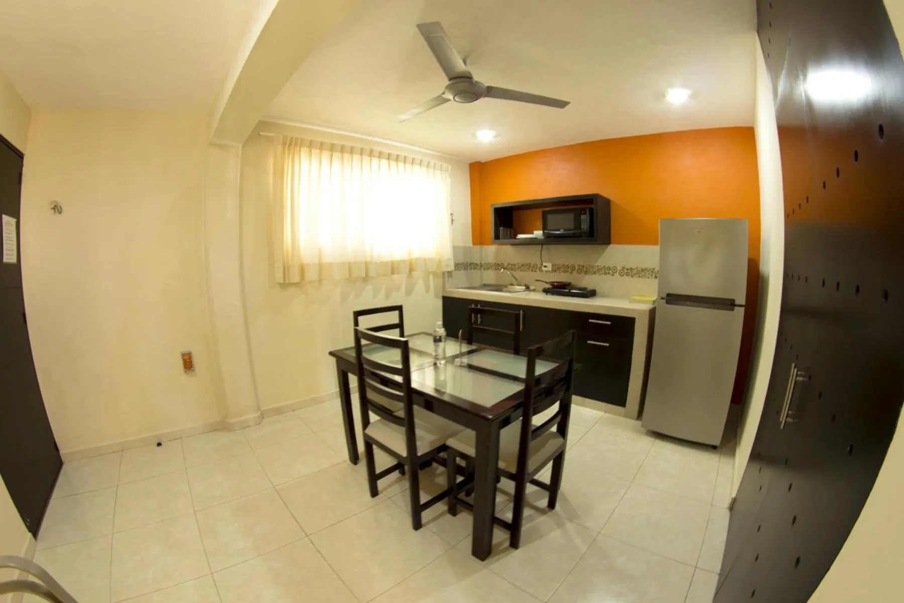 Hotel & Suites Domani