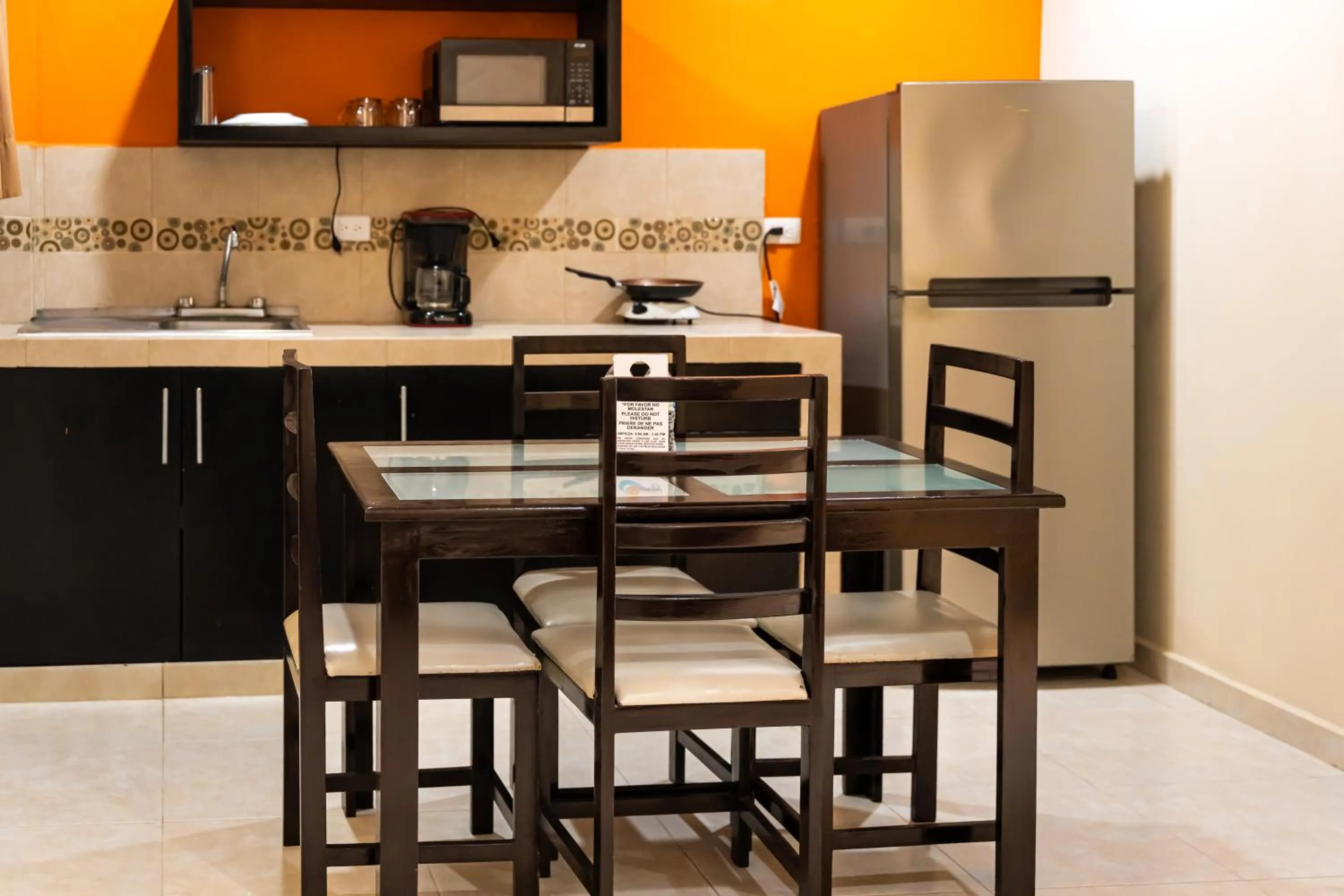 Dining area in Hotel & Suites Domani