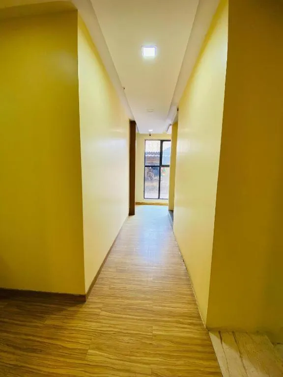 Hotel Arton Regency Near Terminal 2 Airport