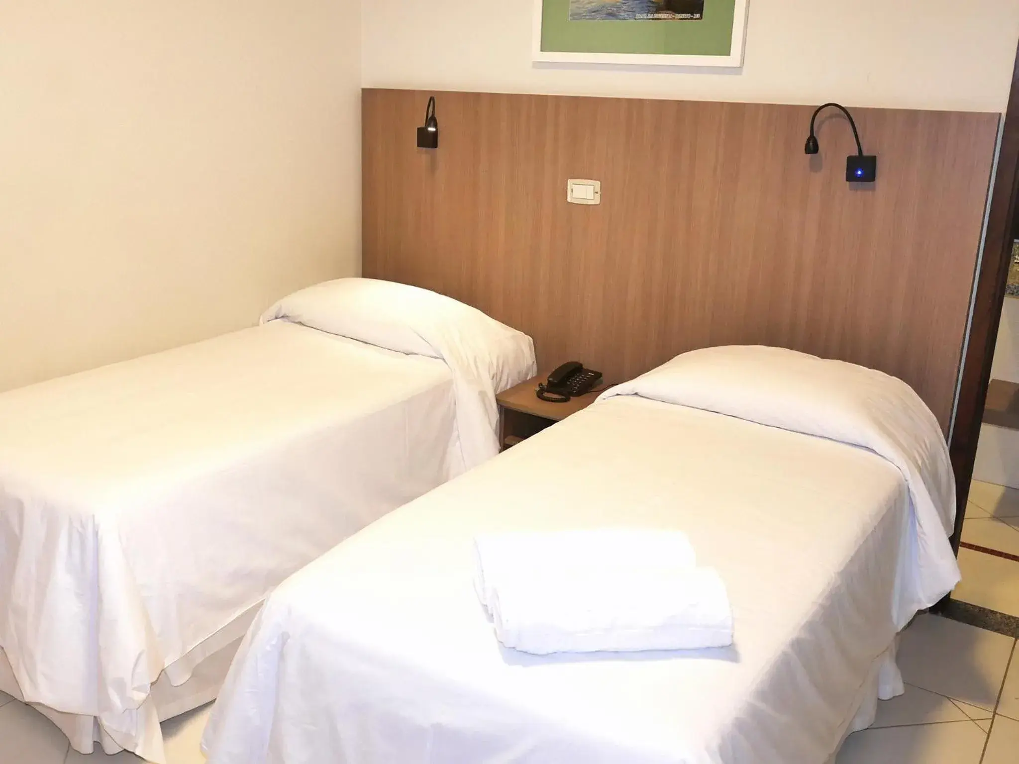 Superior Double or Twin Room in CLH Suites Bonito Centro Superior Double or Twin Room in CLH Suites Bonito Centro