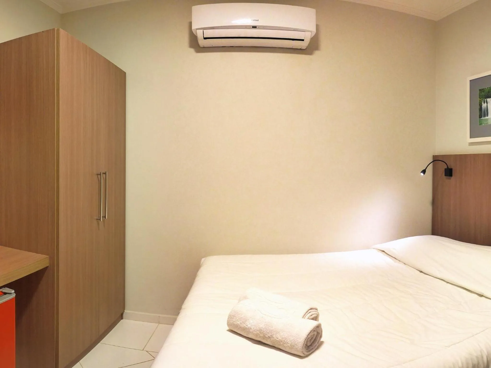 Bed in CLH Suites Bonito Centro