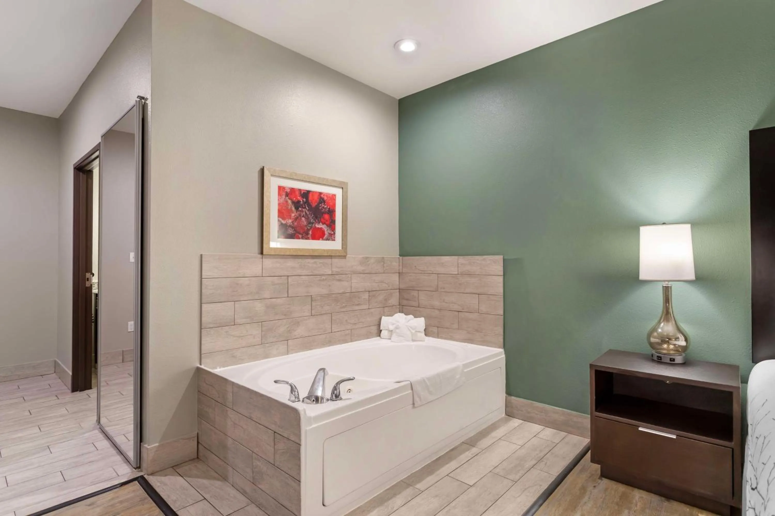 Bedroom, Bed in Best Western Casino Inn