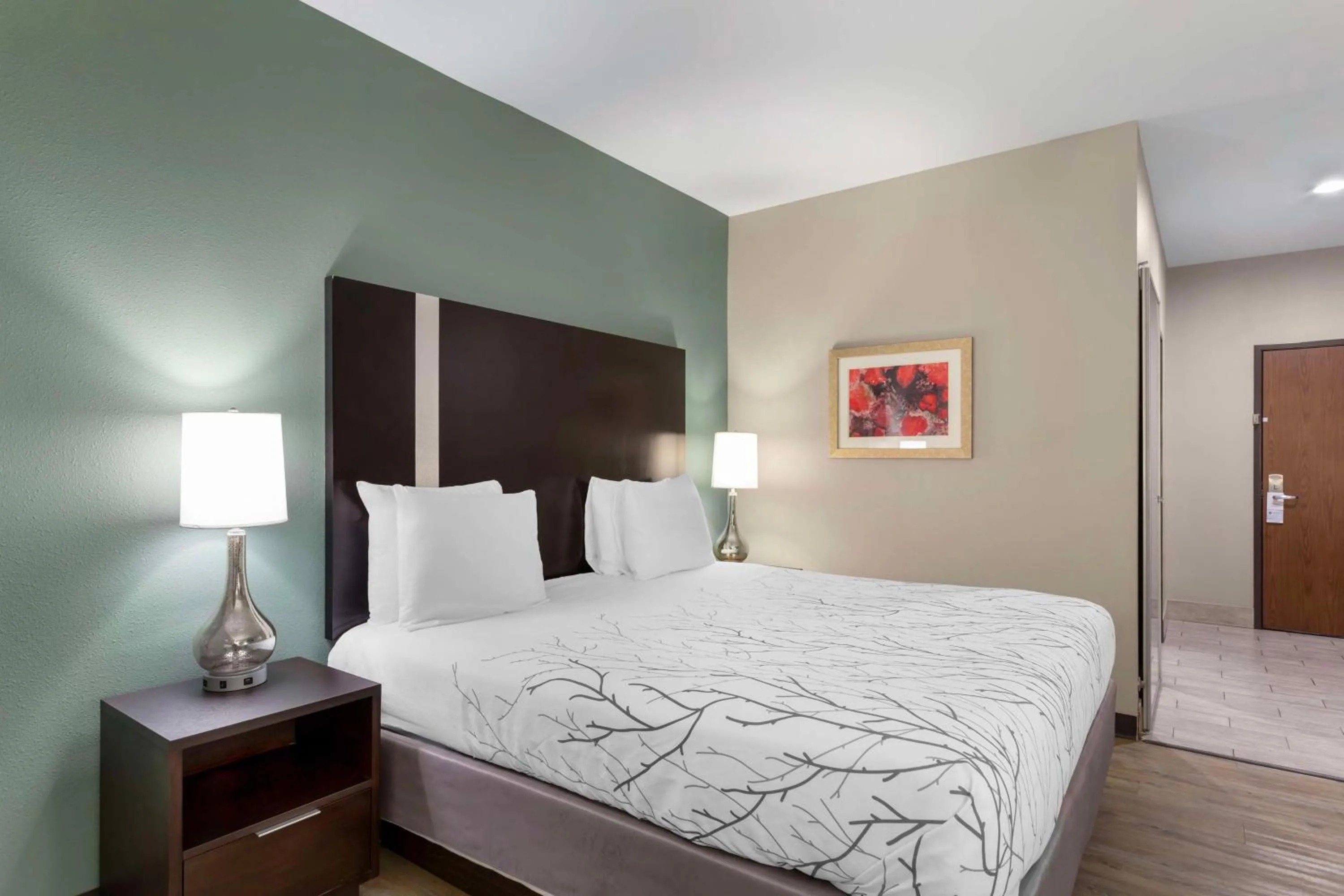 Bedroom, Bed in Best Western Casino Inn