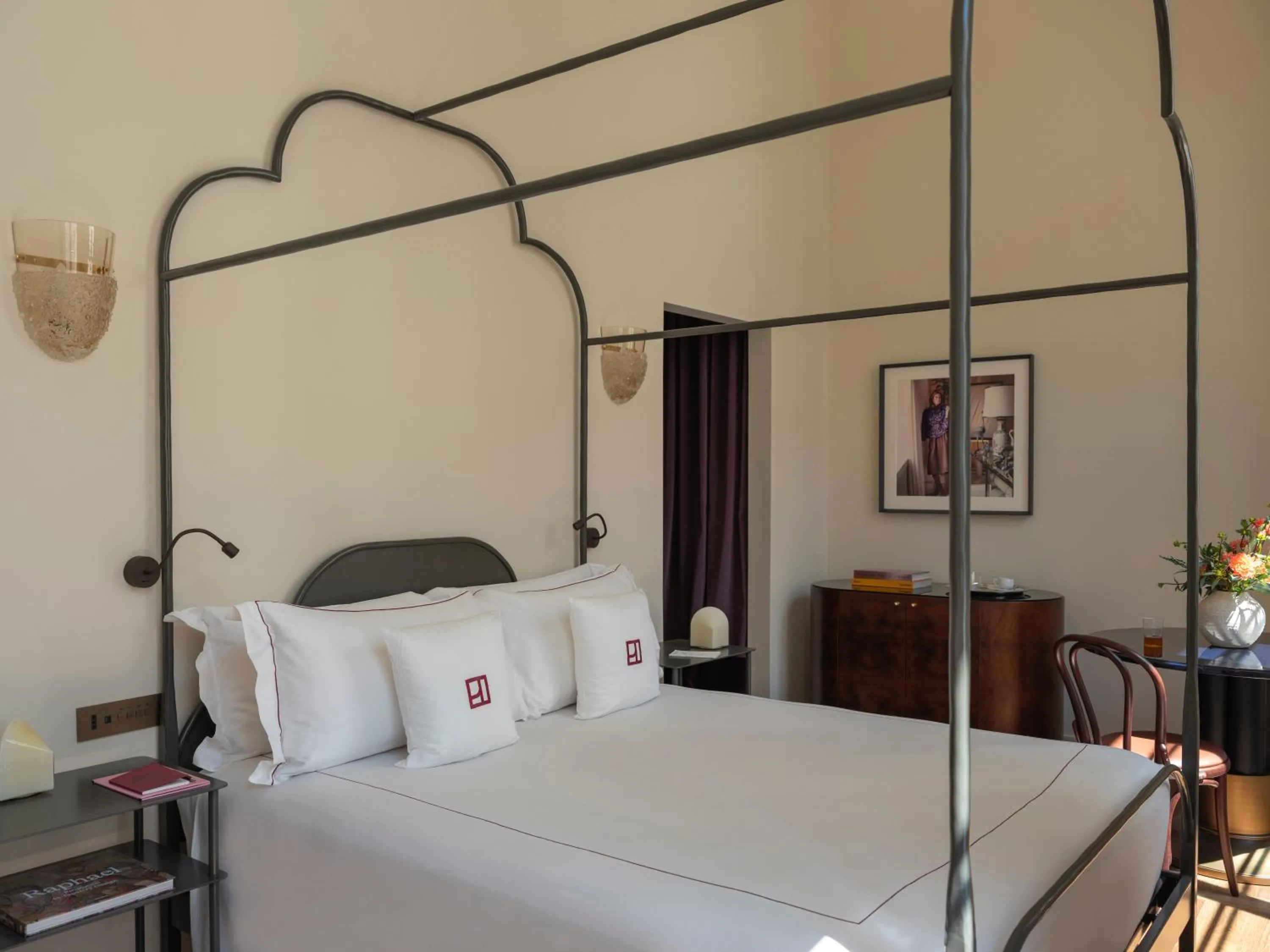 Bedroom, Bed in Palazzo Talìa - Small Luxury Hotels of the World