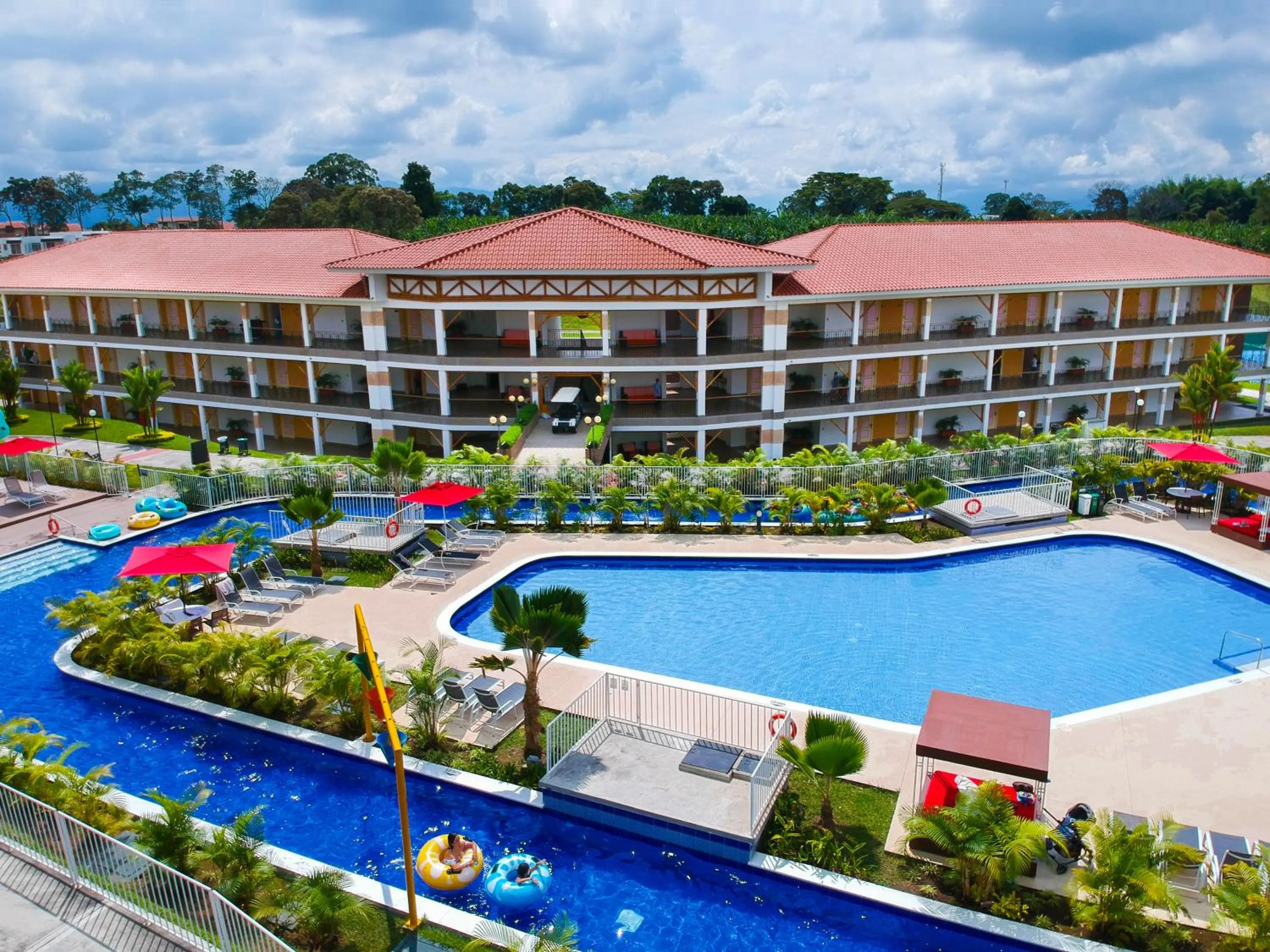 Property building in Hotel Campestre las Camelias