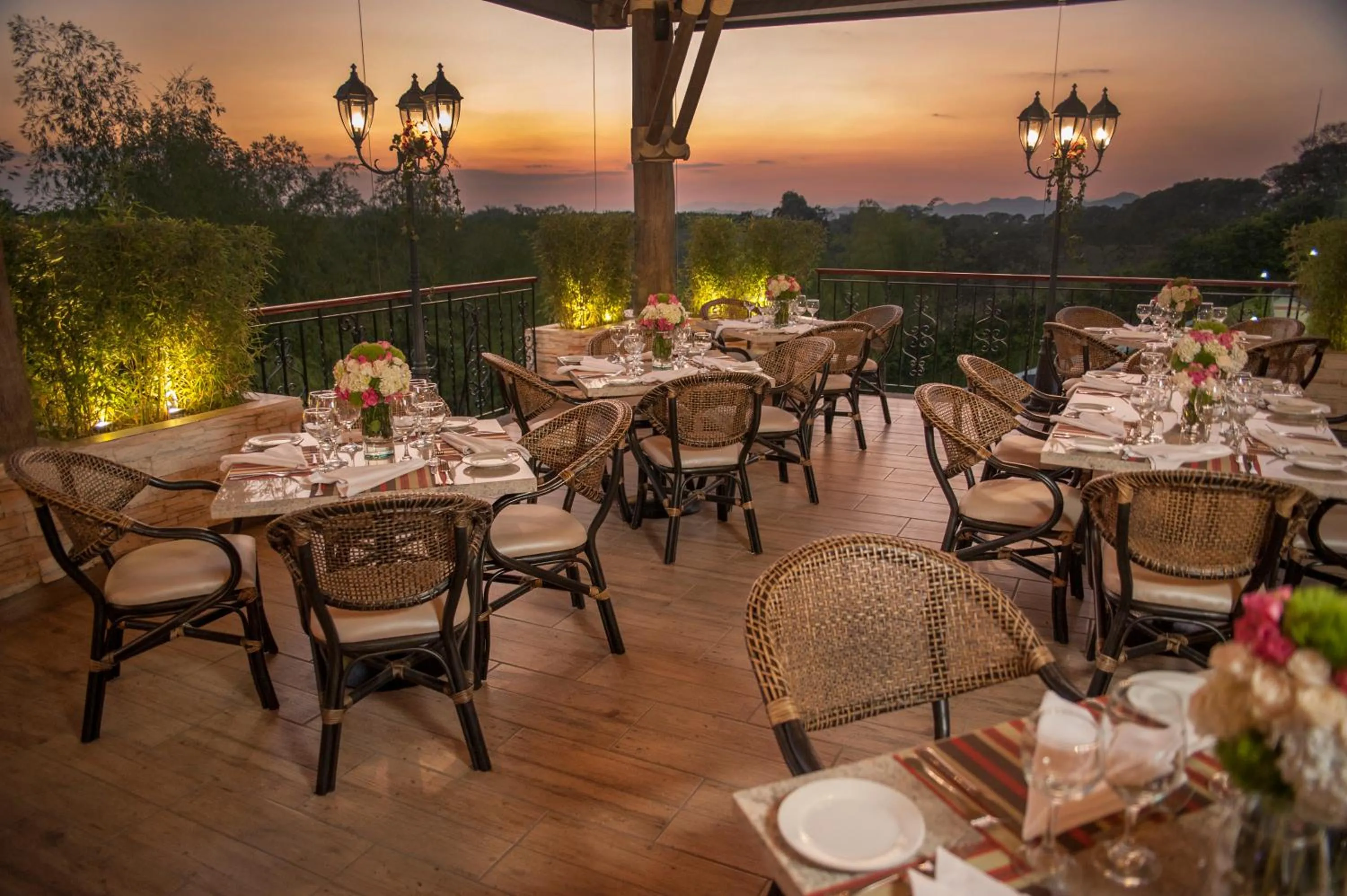 Restaurant/places to eat in Hotel Campestre las Camelias