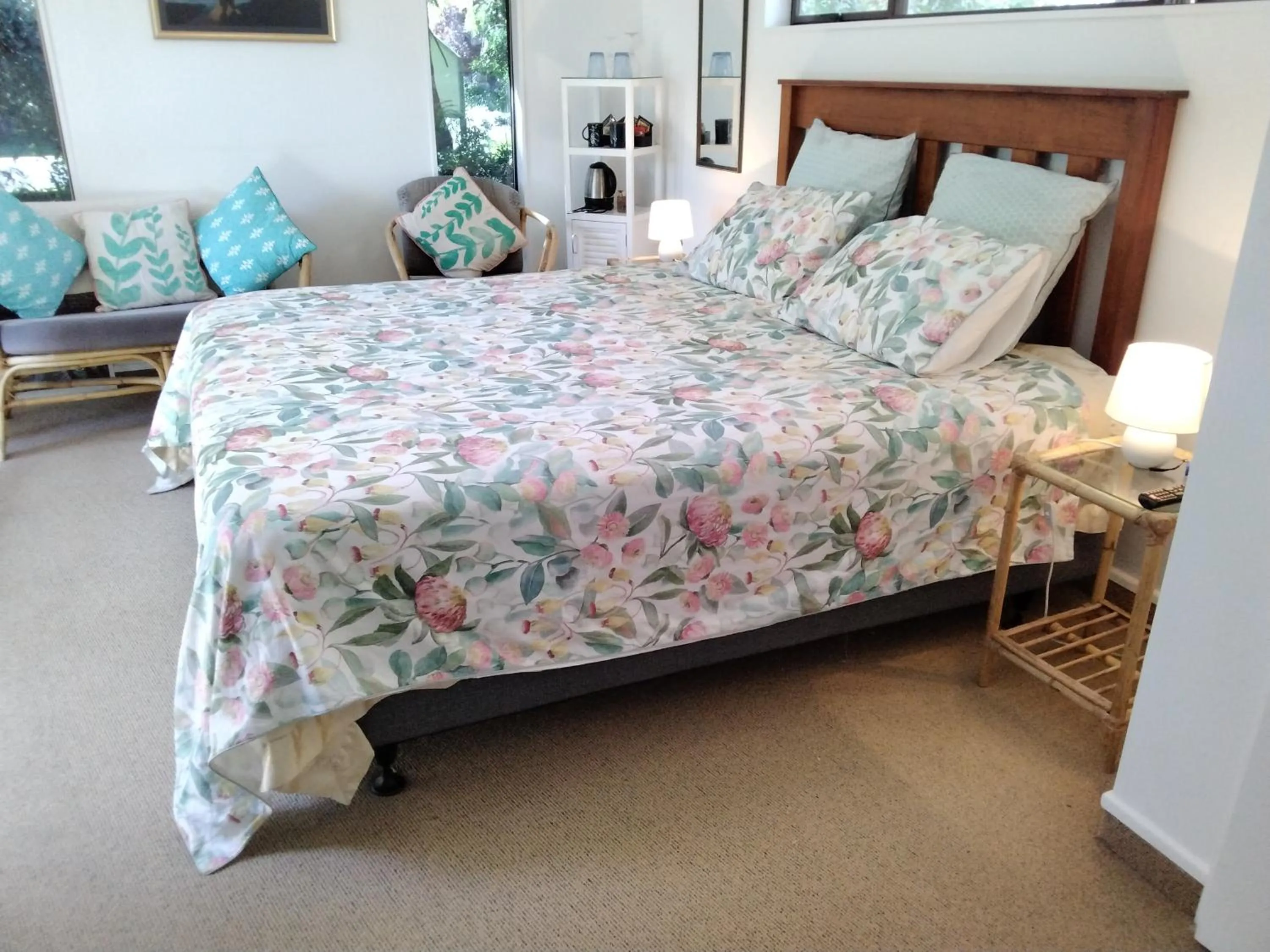 Photo of the whole room, Bed in Ashcroft Gardens Bed & Breakfast