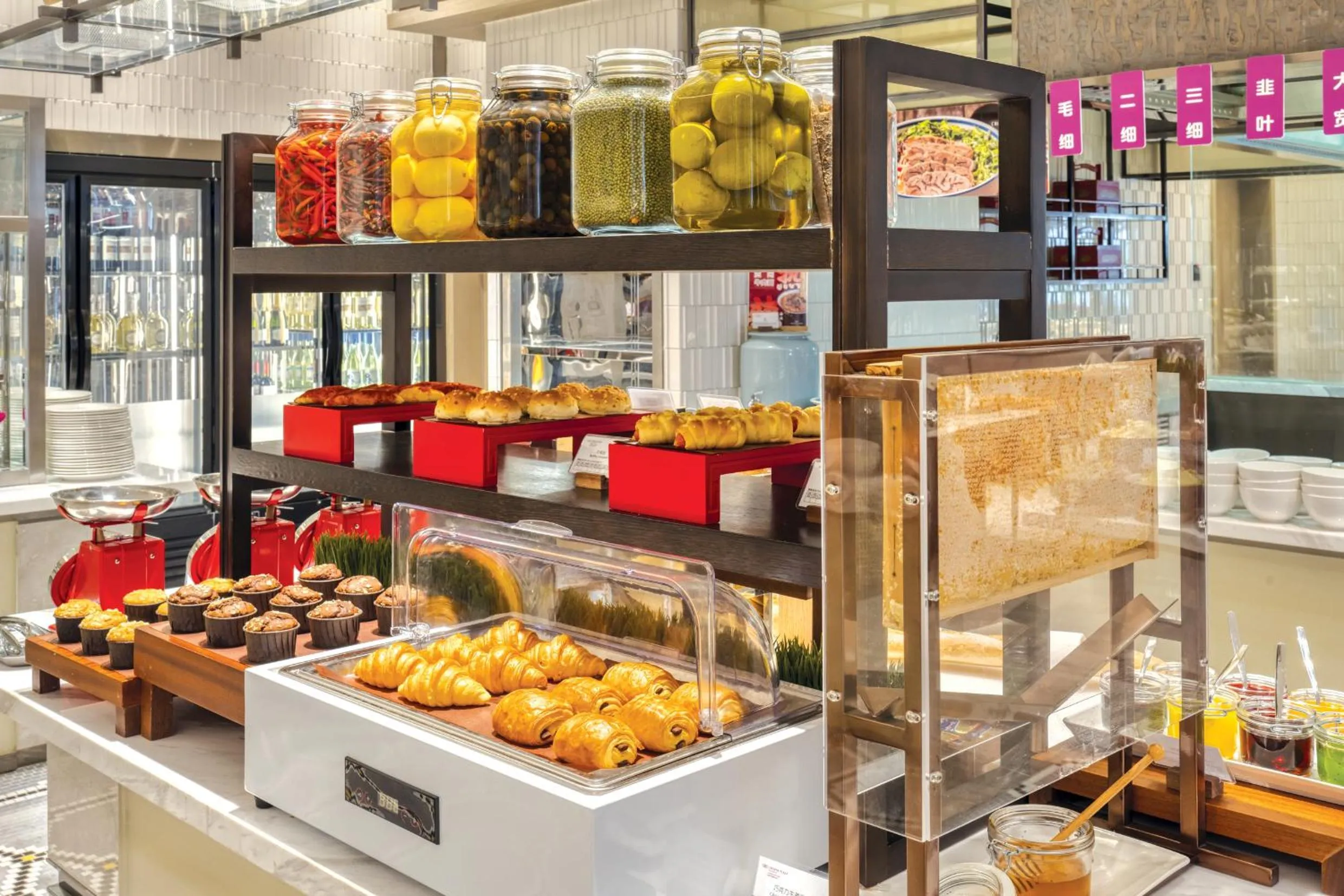 Breakfast in Crowne Plaza Lanzhou New Area by IHG