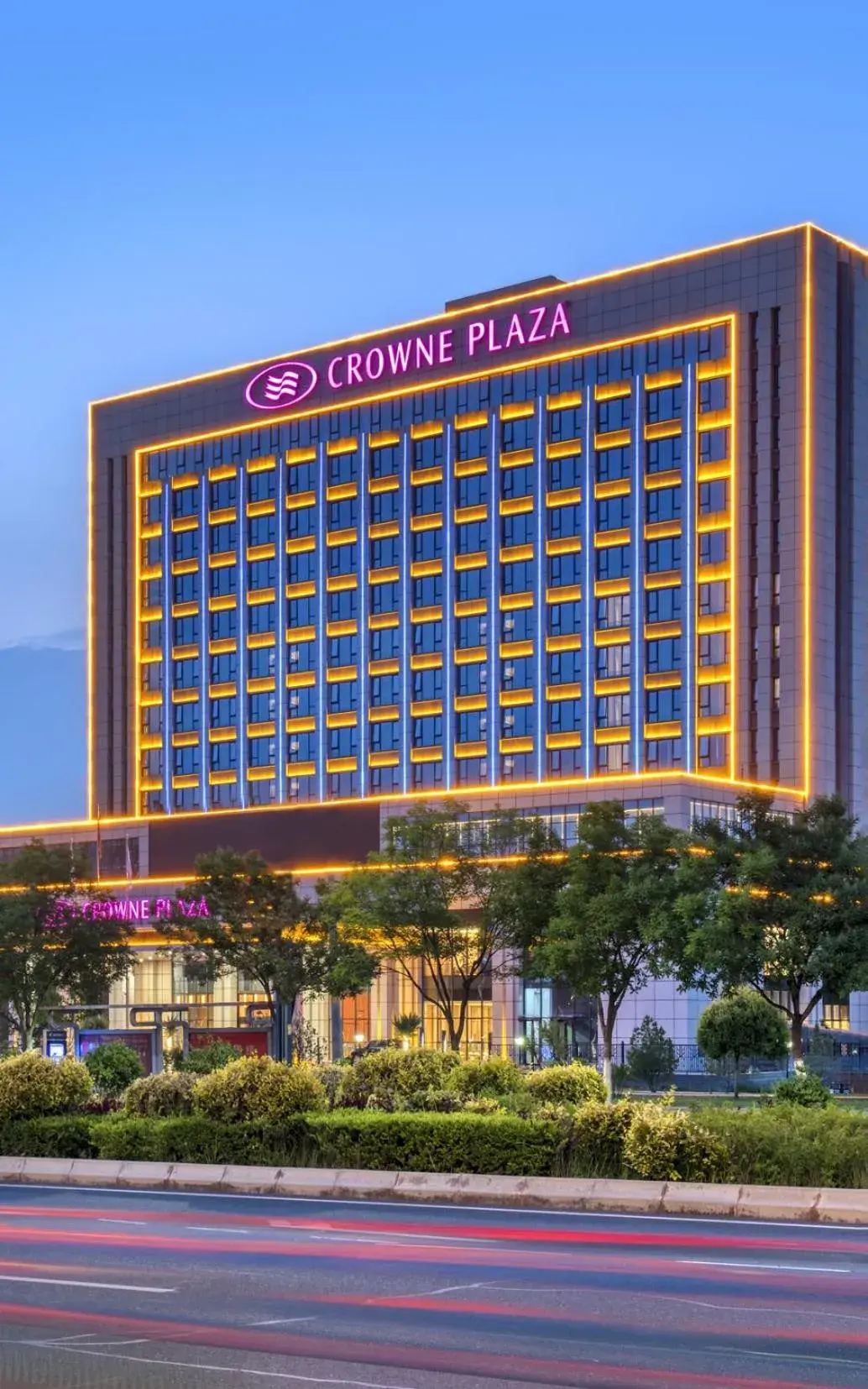 Property building in Crowne Plaza Lanzhou New Area, an IHG Hotel Property building in Crowne Plaza Lanzhou New Area, an IHG Hotel