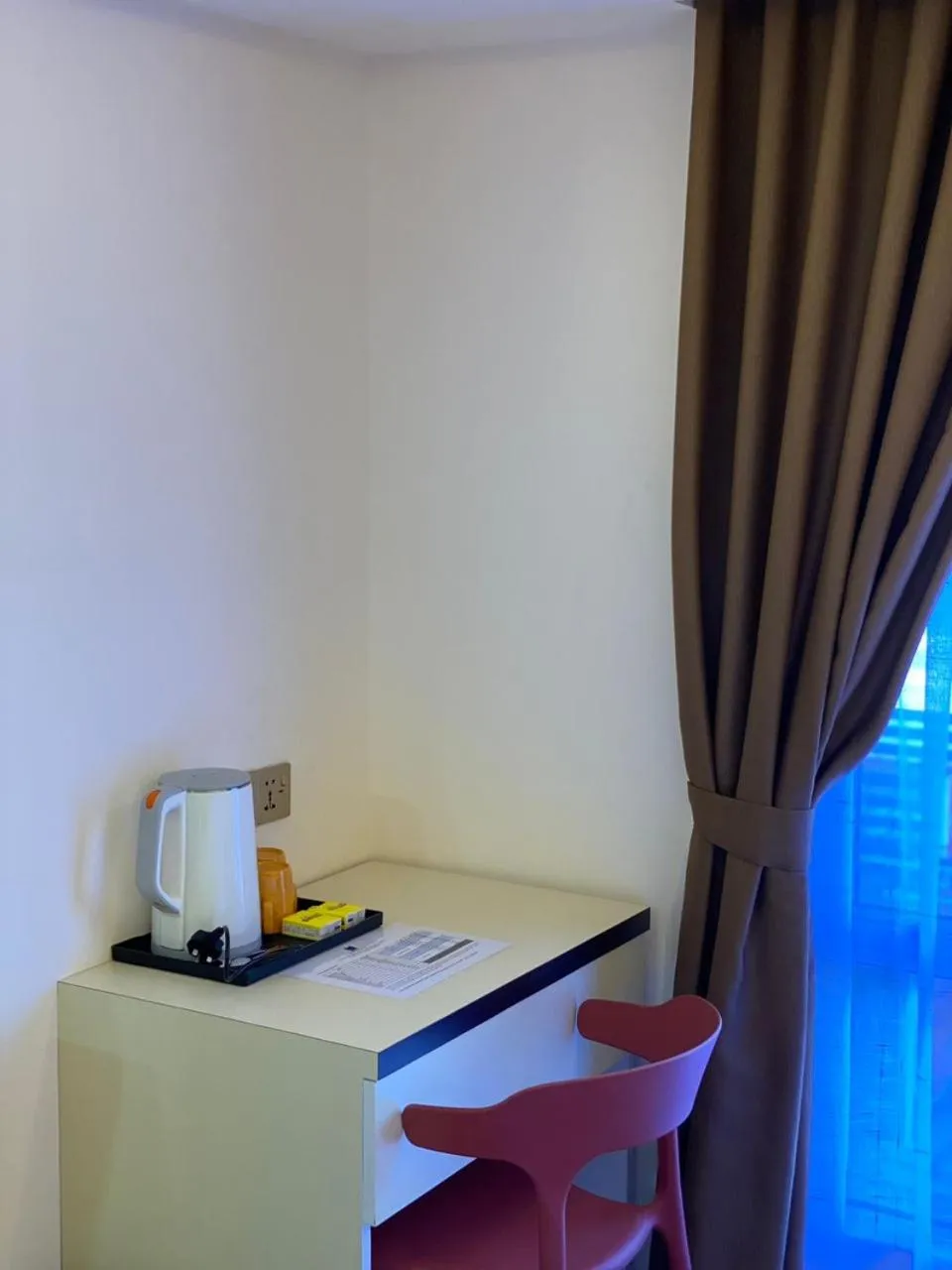 Coffee/tea facilities in HOTEL HOMESTAY MACHANG D Sega