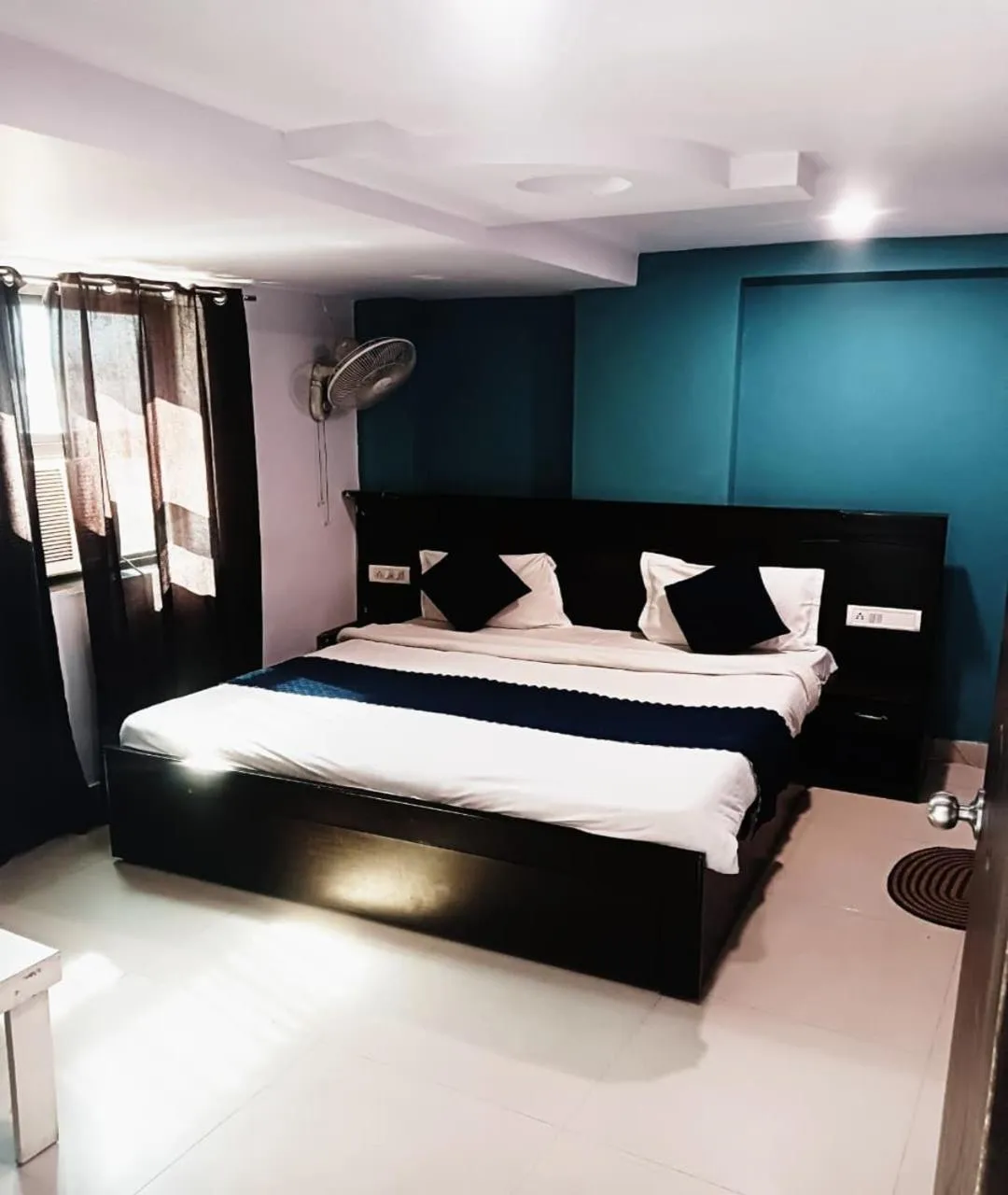 Bed in Hotel Quality Time