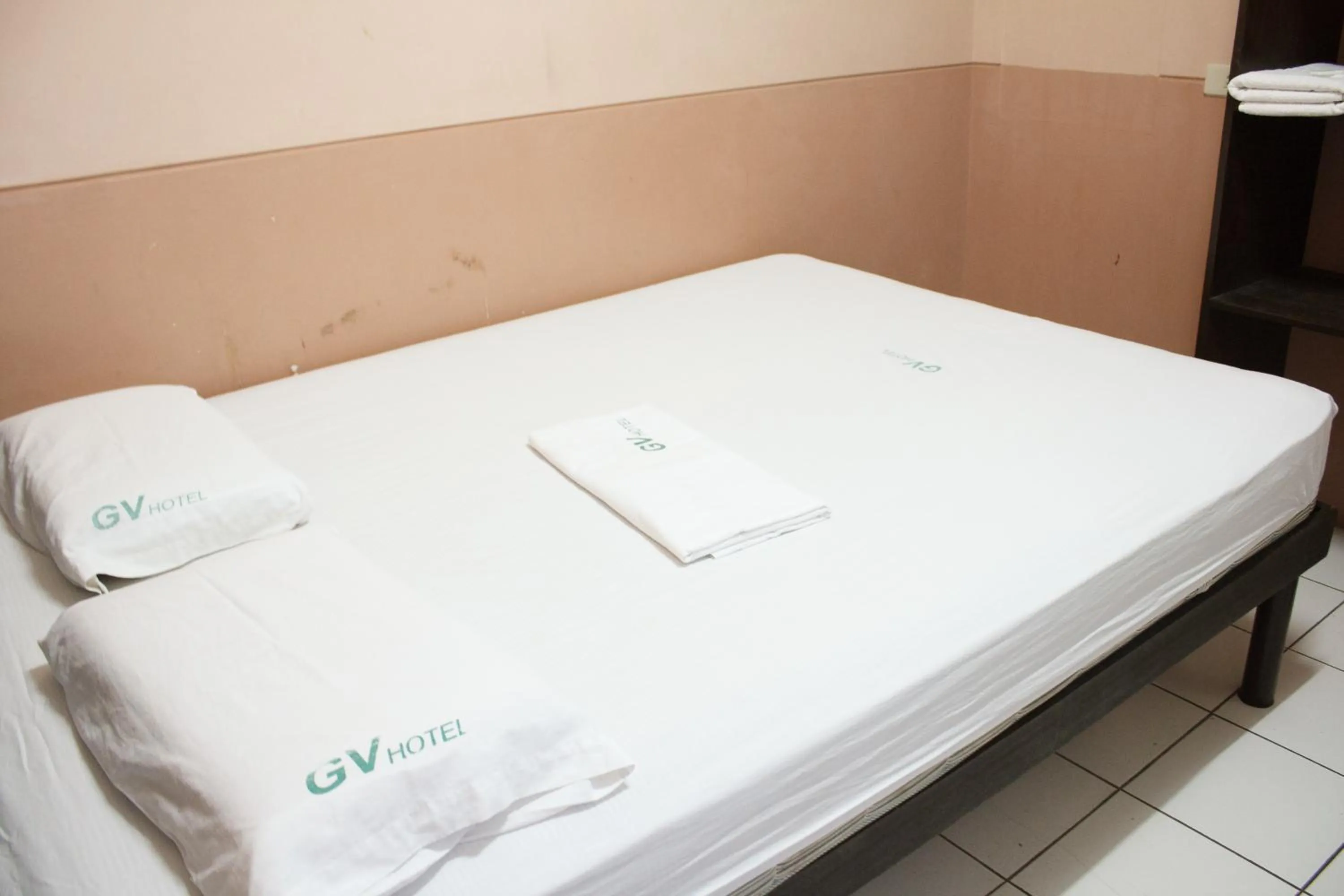 Bed in GV Hotel - Catbalogan