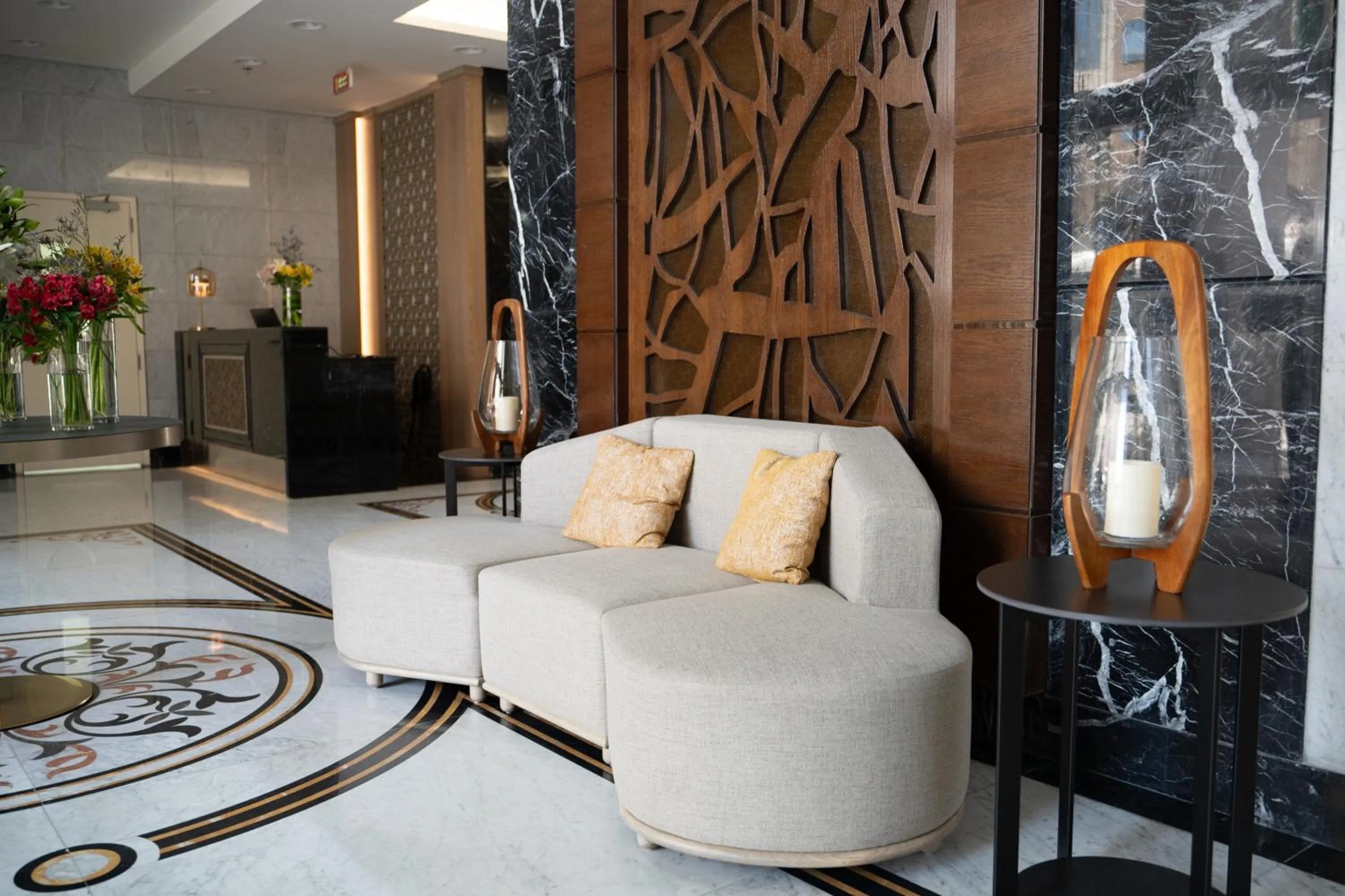 Facade/entrance in Rotana Al Manakha Madinah