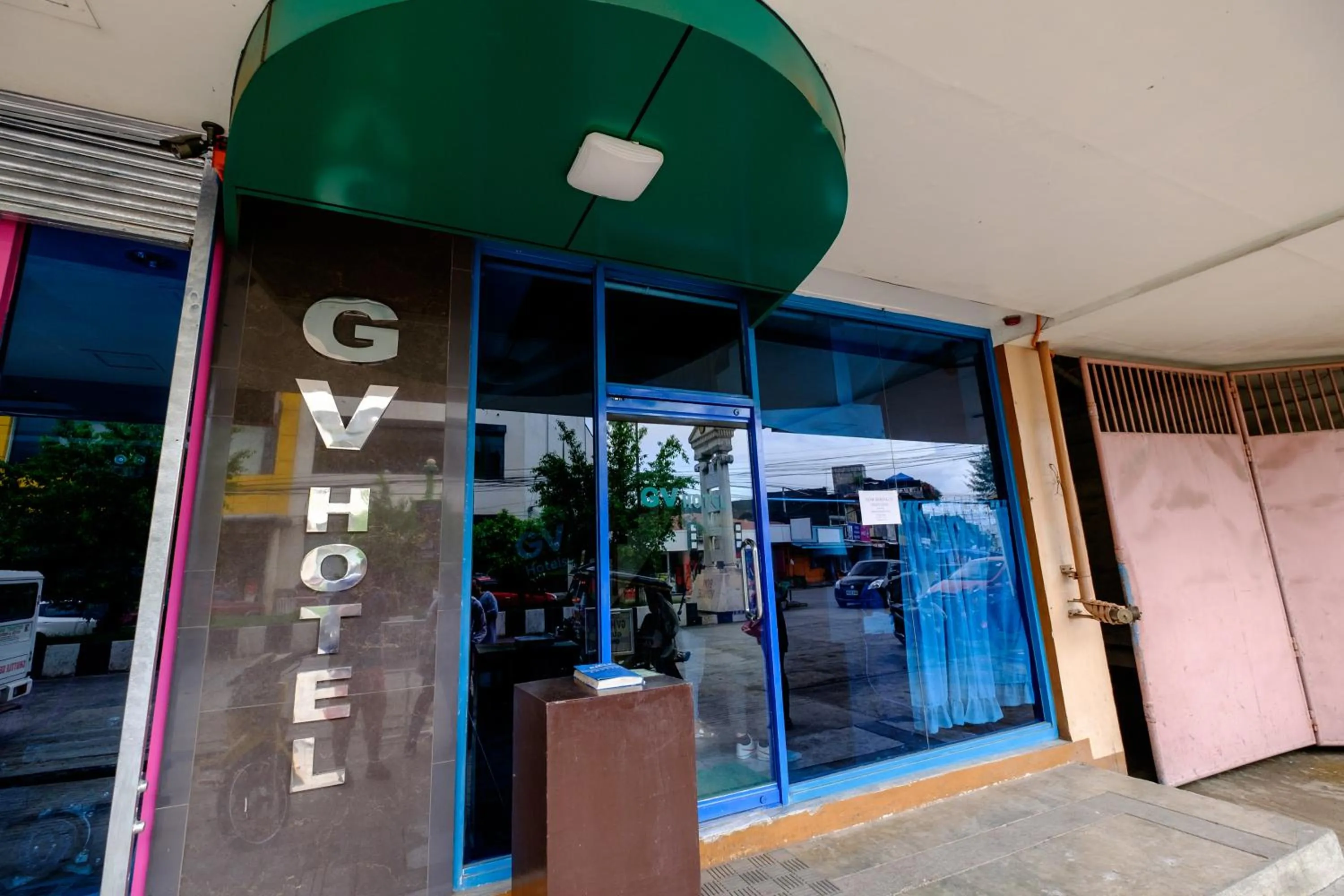 Facade/entrance in GV Hotel - Ozamiz
