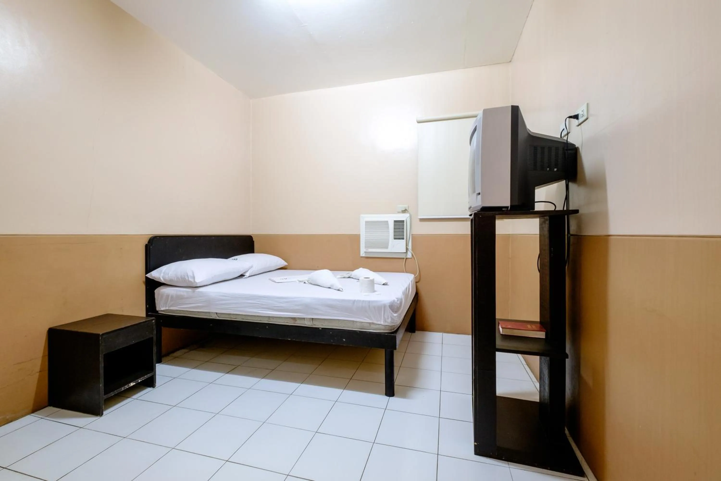 Bed in GV Hotel - Ozamiz