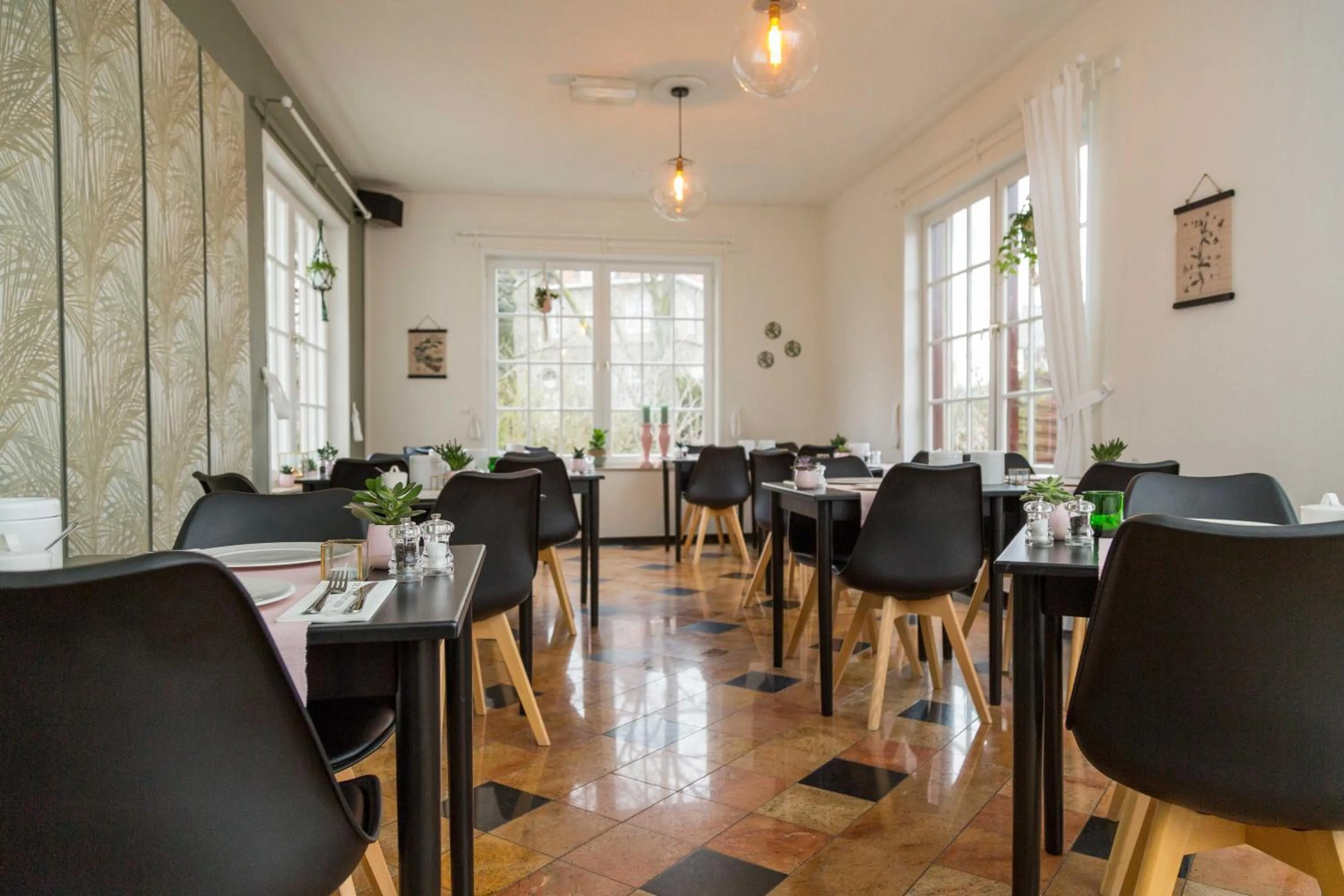 Buffet breakfast in Hotel - Restaurant De 4 Jaargetijden