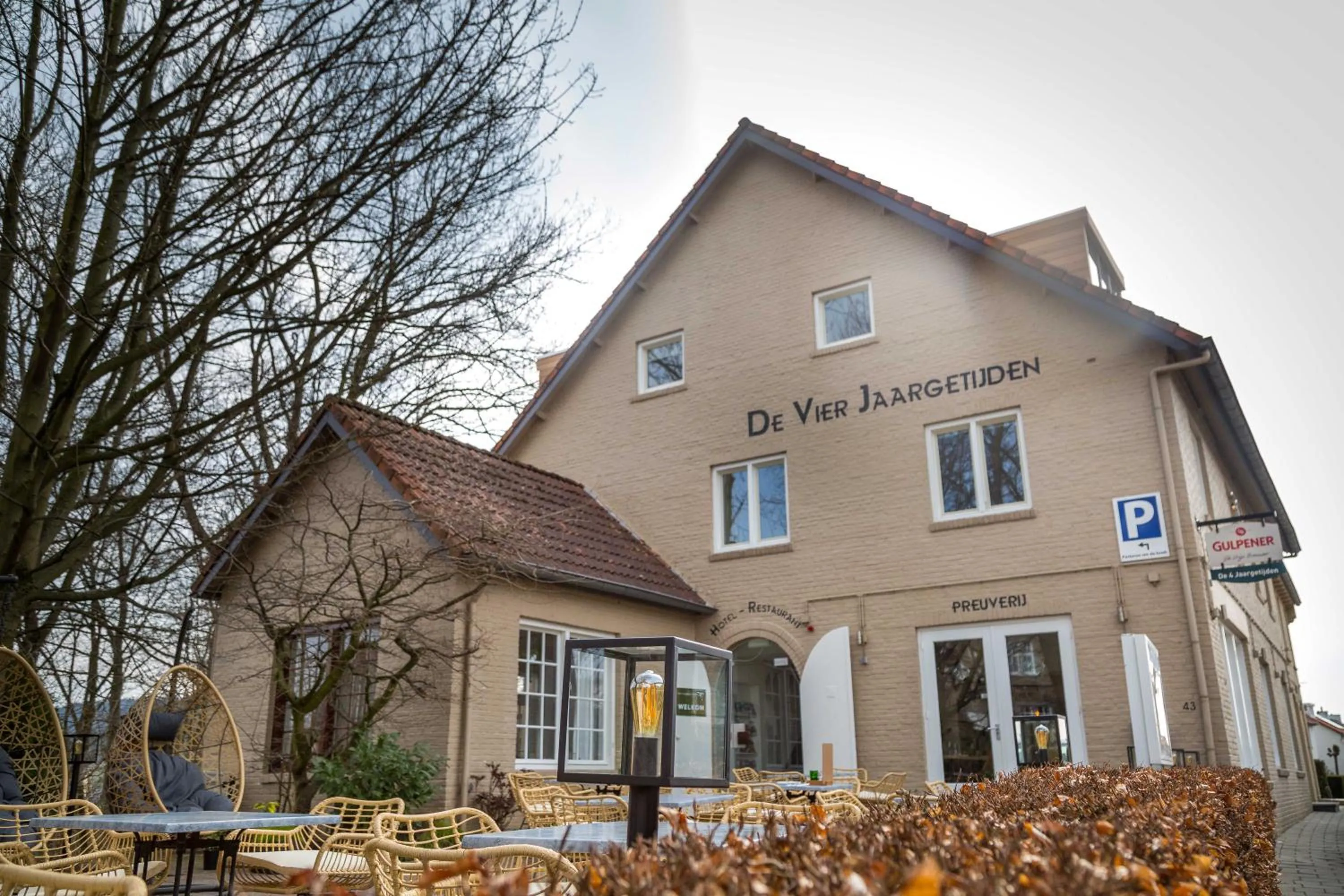 Facade/entrance in Hotel - Restaurant De 4 Jaargetijden