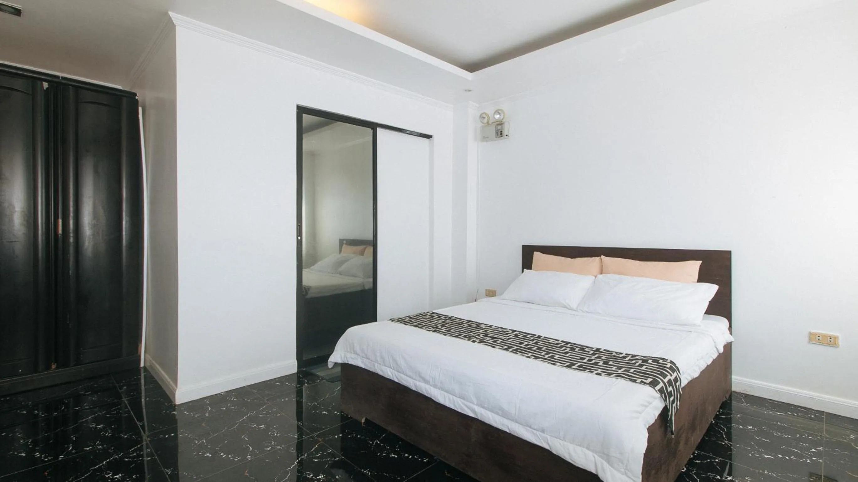 Bed in Stay Inn Station 2 Boracay by RedDoorz