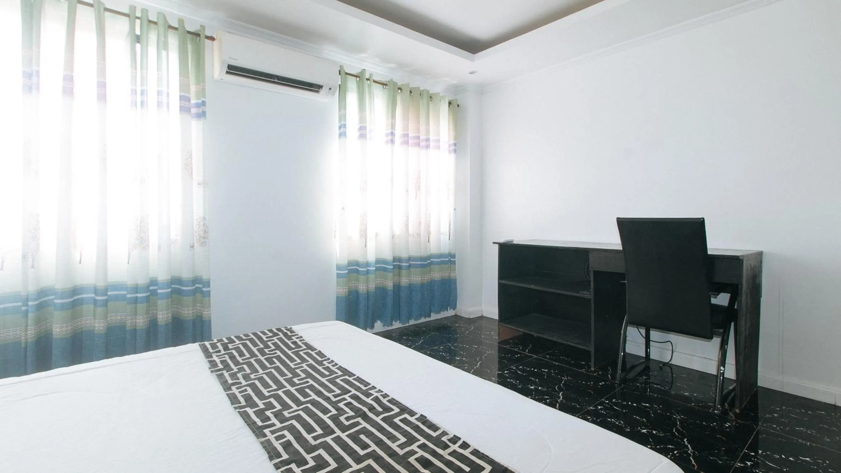 Bed in Stay Inn Station 2 Boracay by RedDoorz