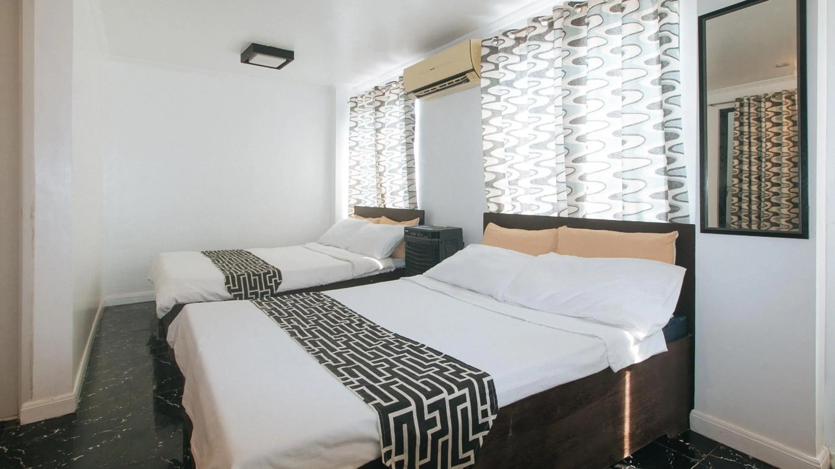 Bed in Stay Inn Station 2 Boracay by RedDoorz