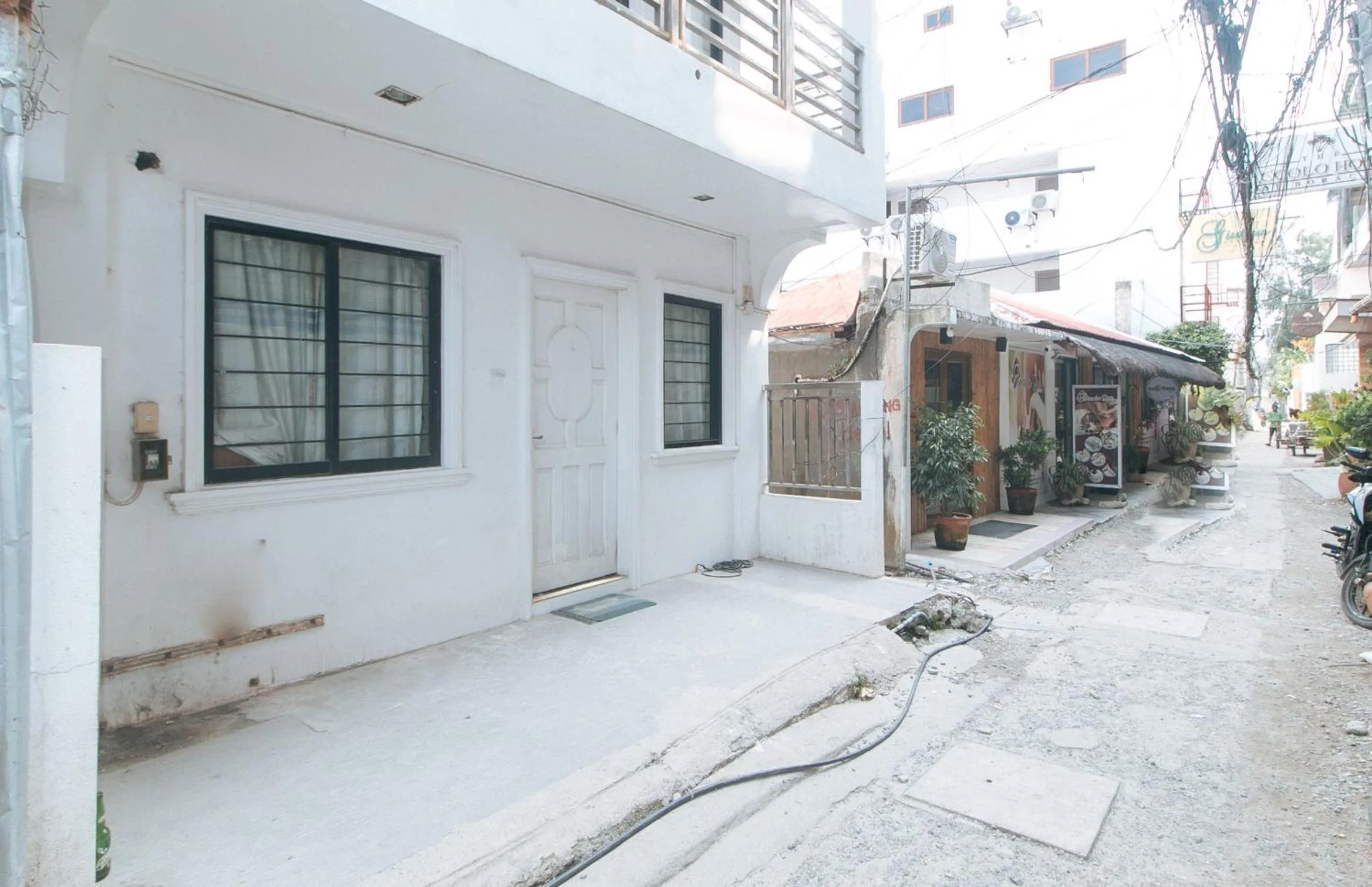 Property building in Stay Inn Station 2 Boracay by RedDoorz