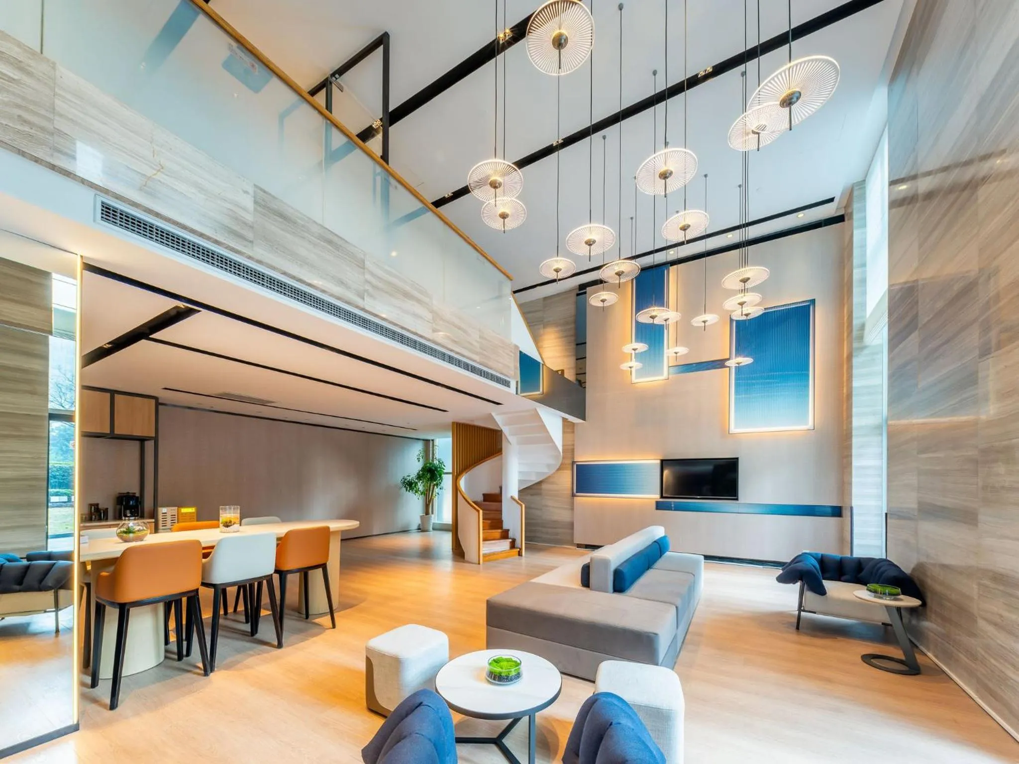 Property building in Holiday Inn Express Hangzhou Huanglong