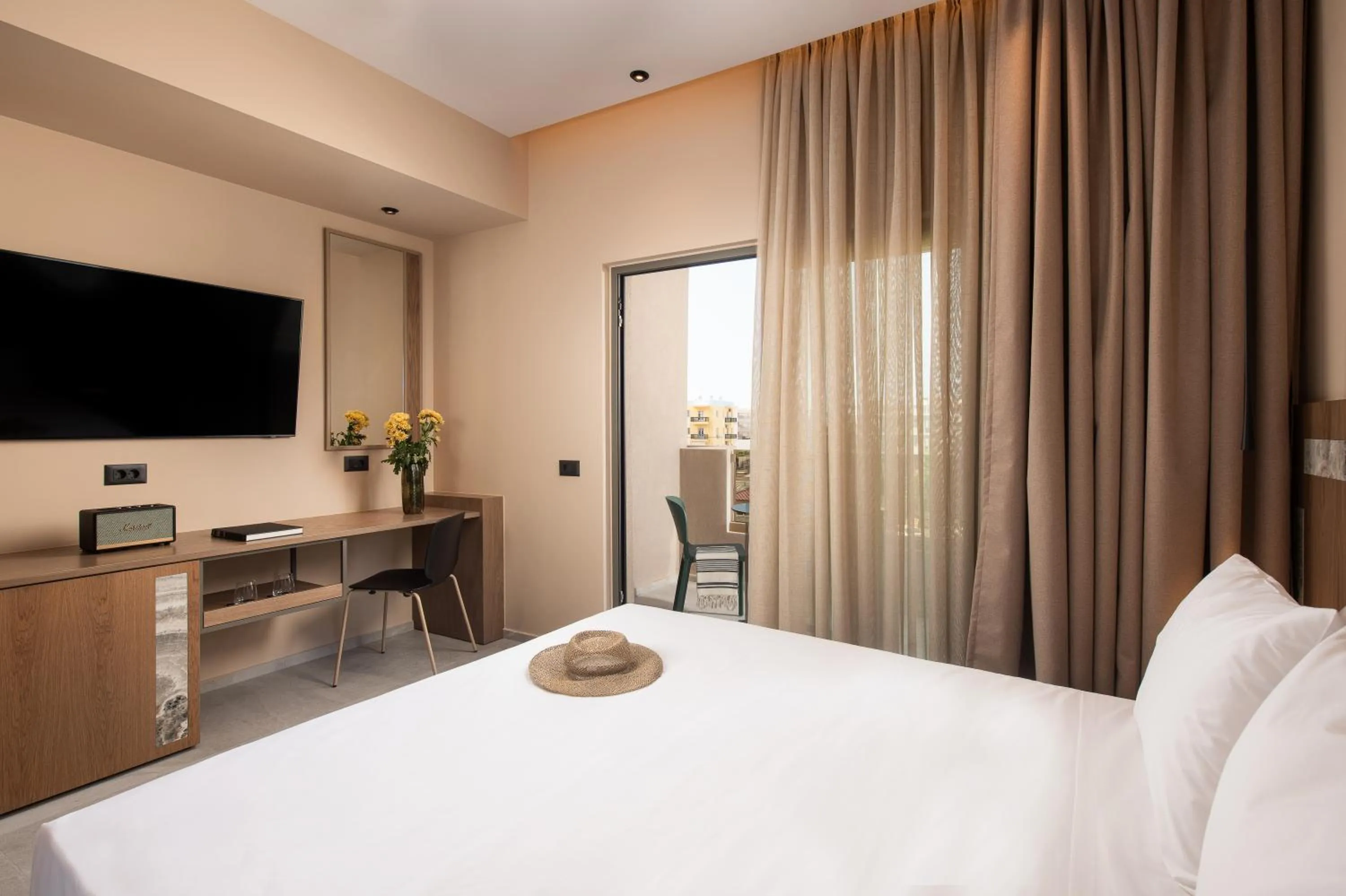 Bed in Cosmeen Lifestyle Boutique Stay