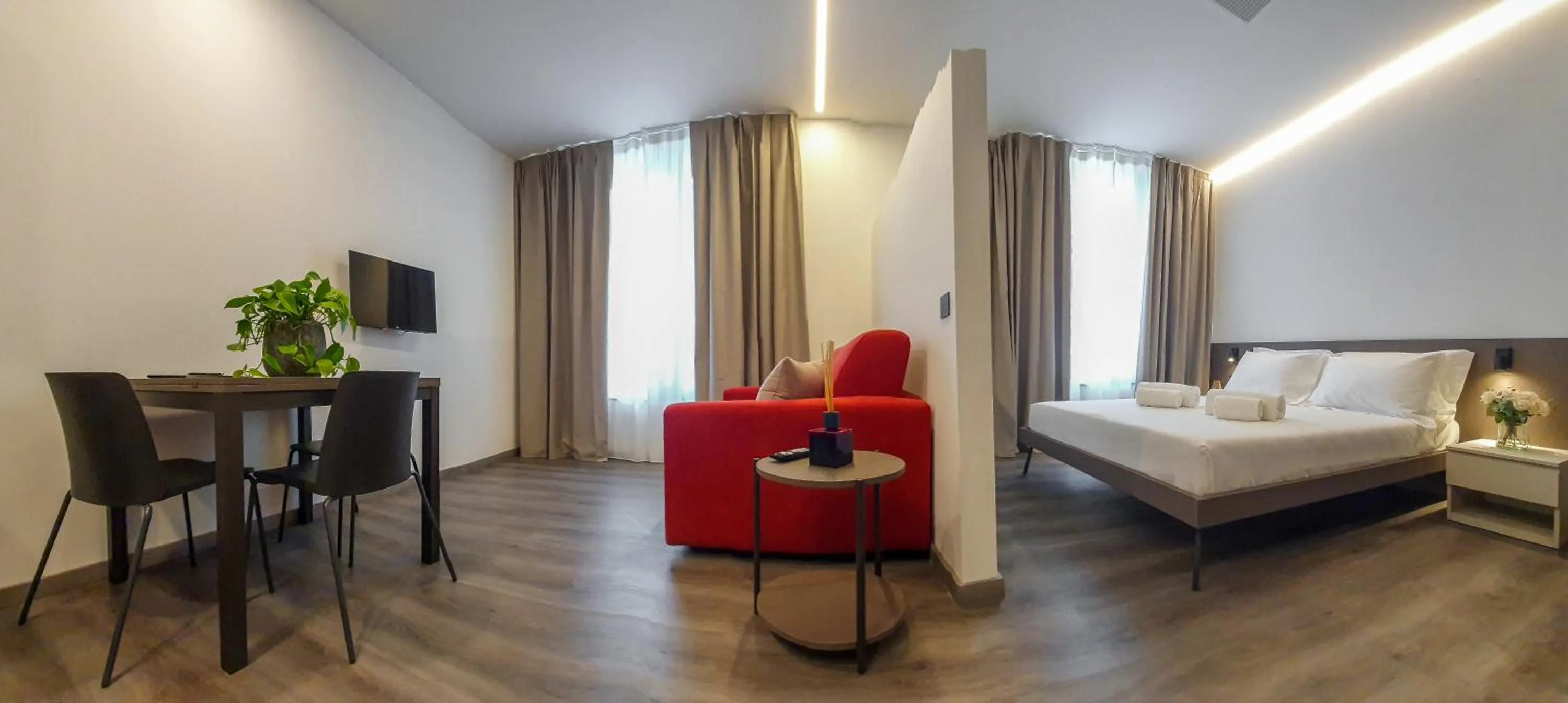 Photo of the whole room, Bed in Emerald Green Residence