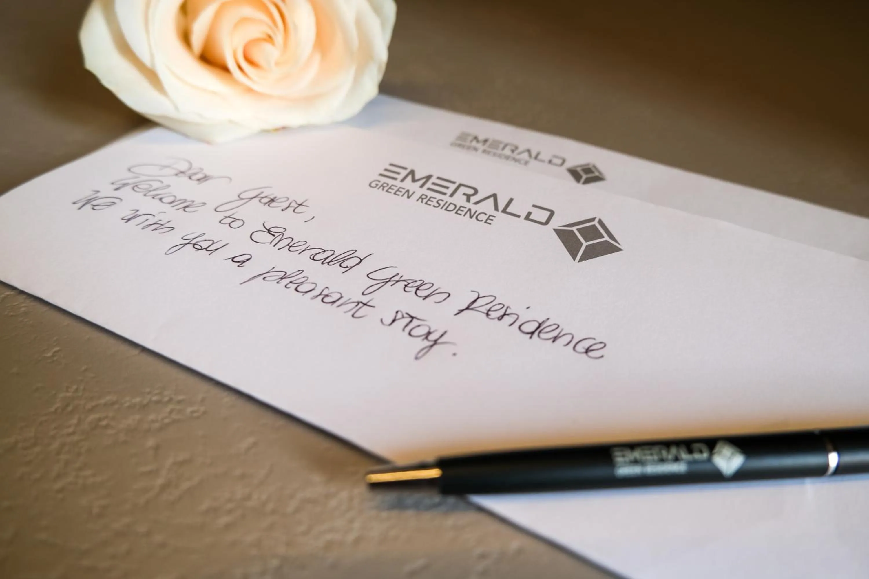 VIP in Emerald Green Residence