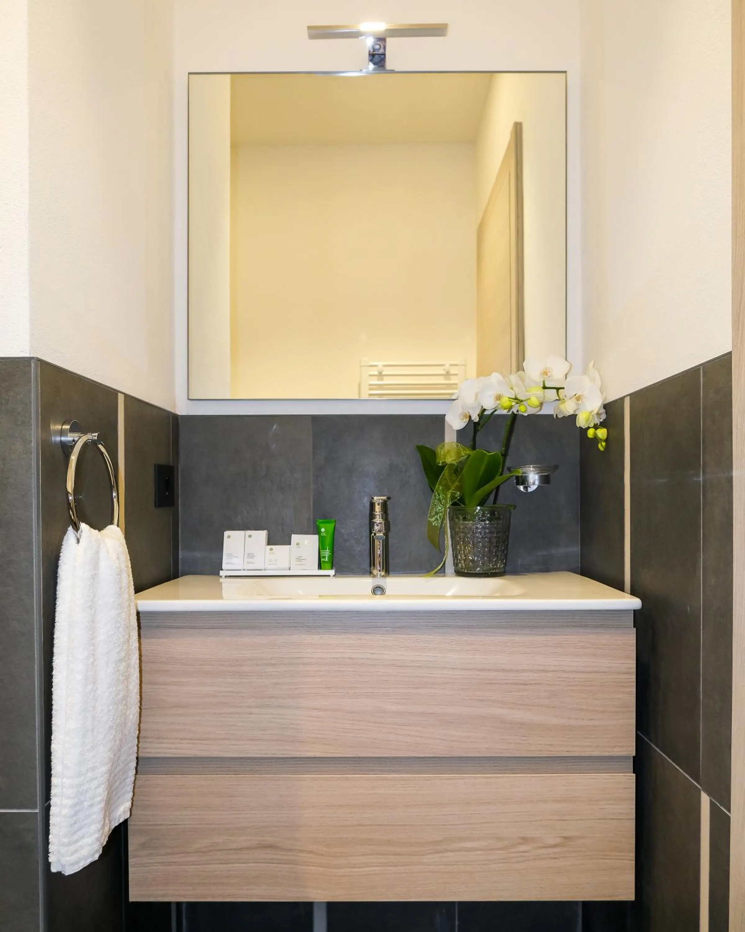 Bathroom in Emerald Green Residence
